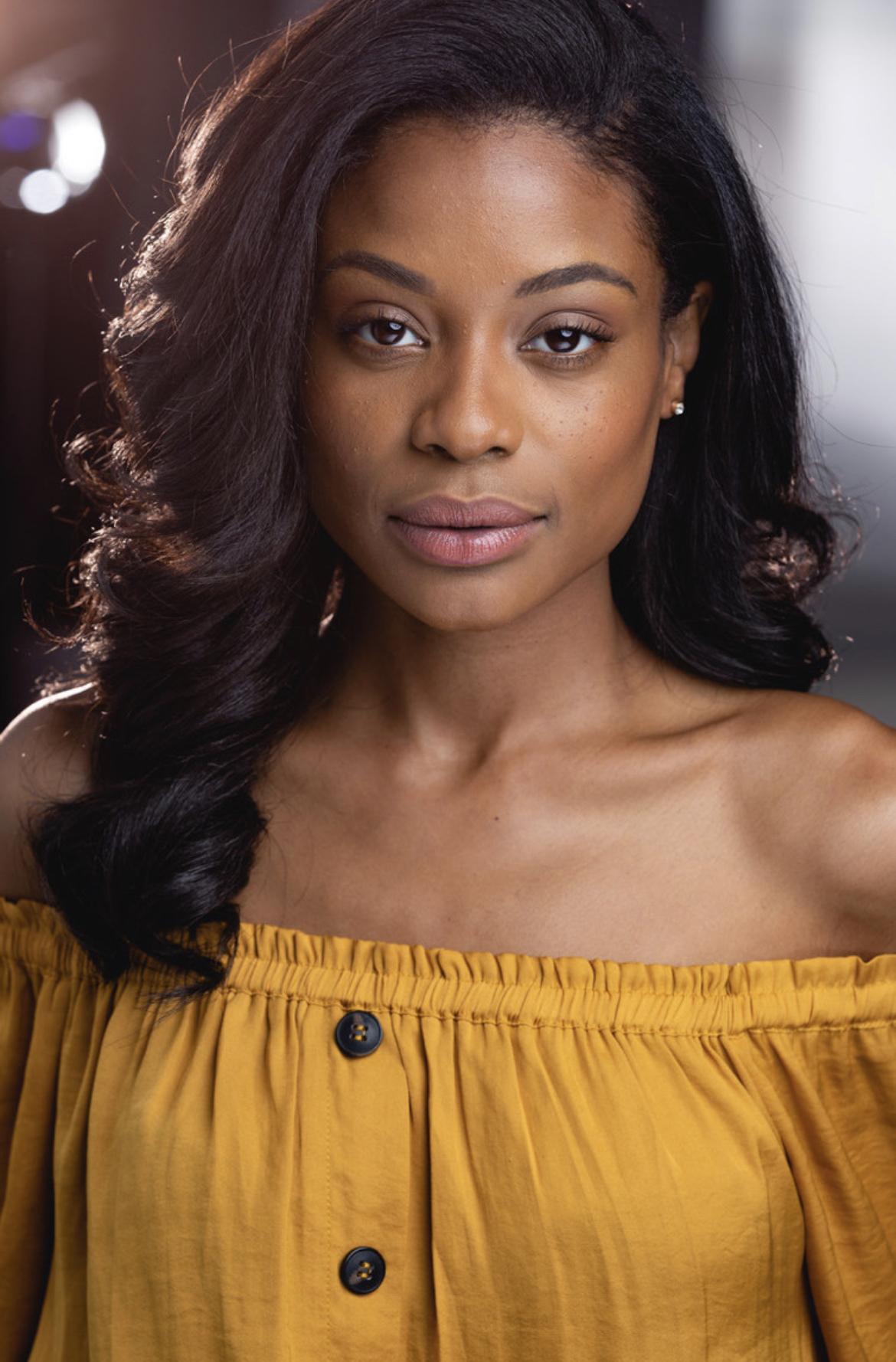 Danielle LaRoach image
