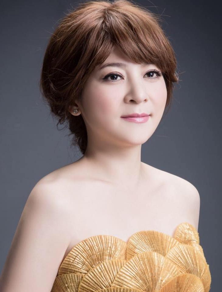 Lotus Wang image