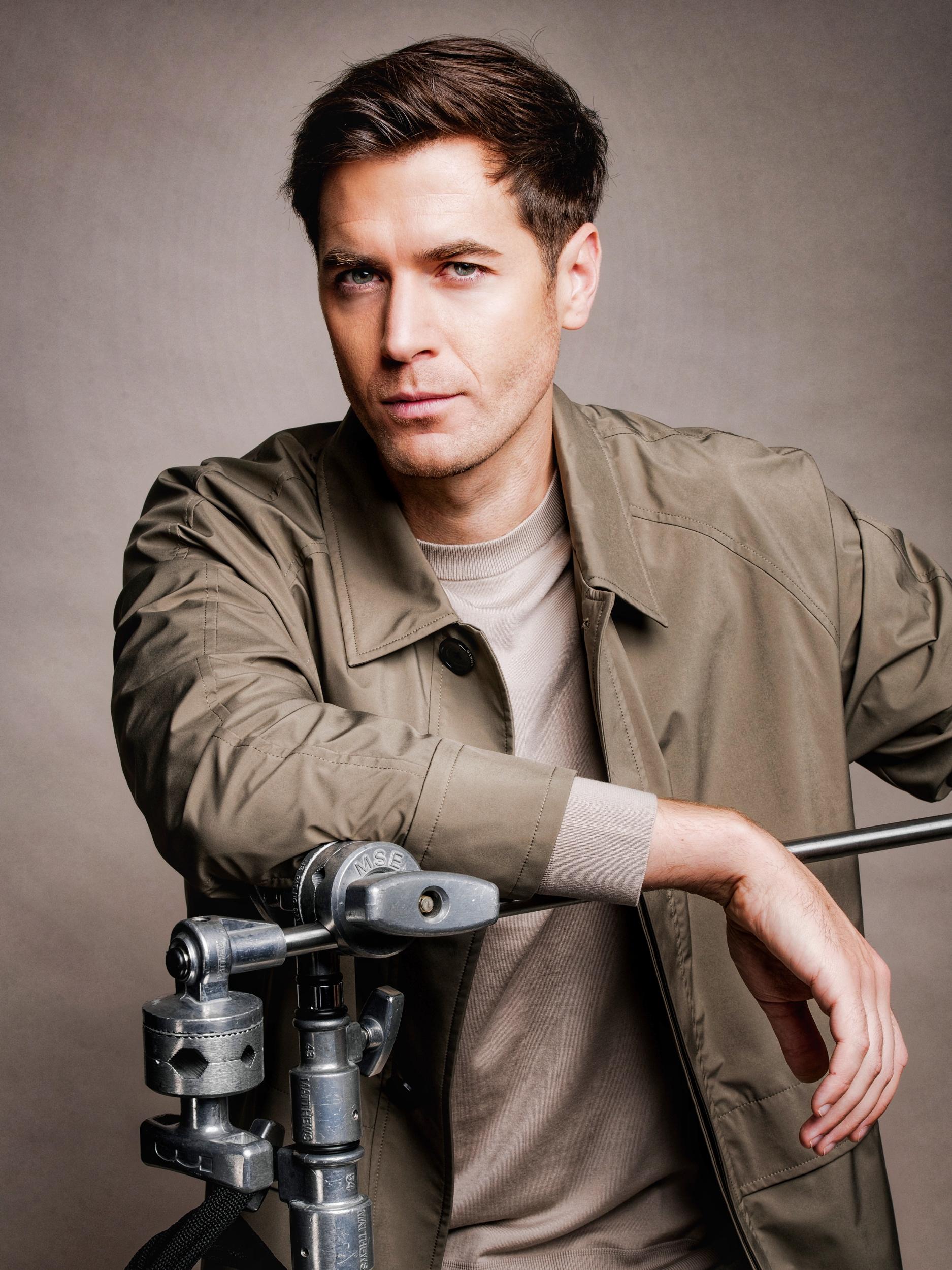 Jay Hector image