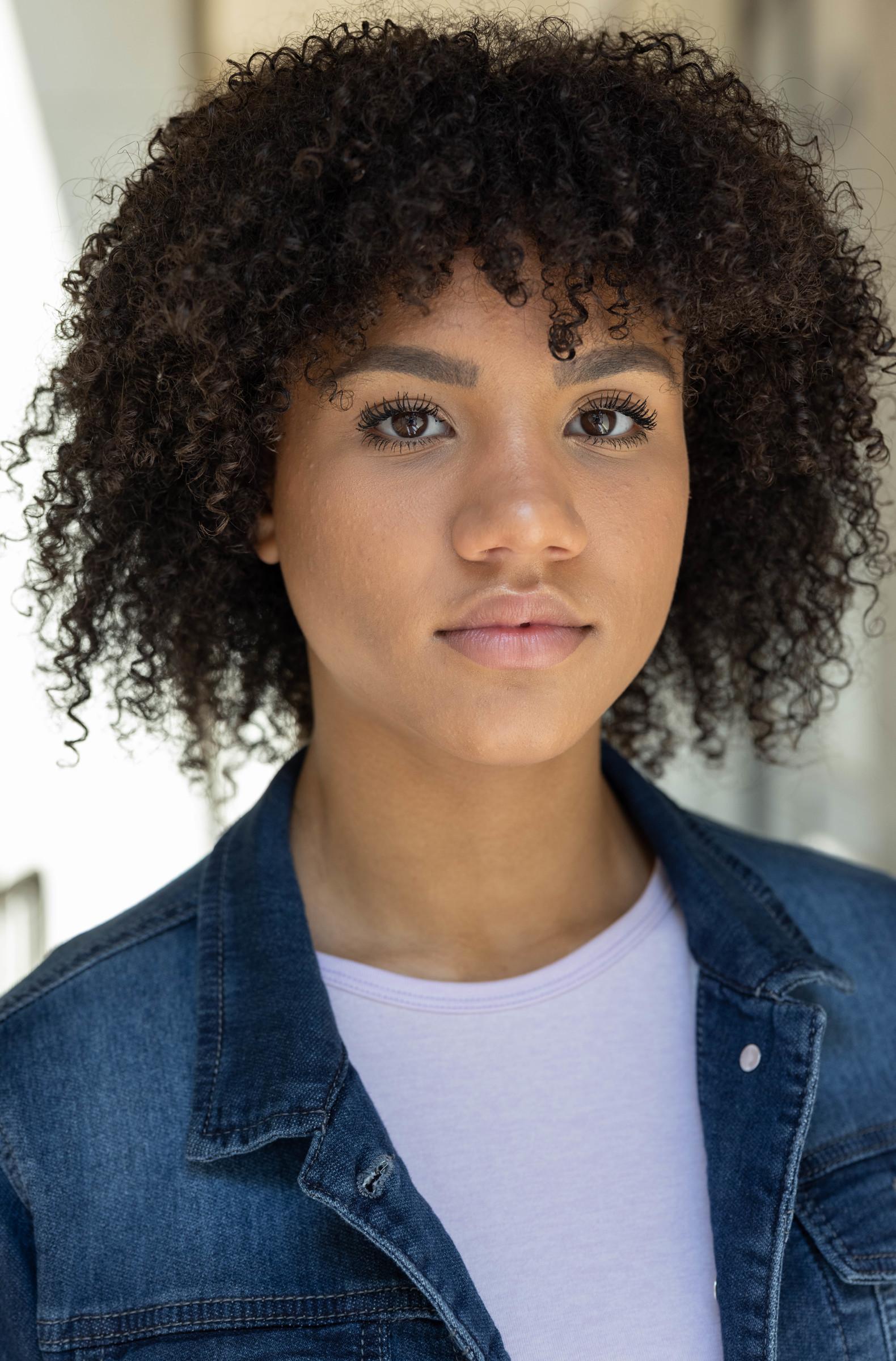 Jillian Estell image