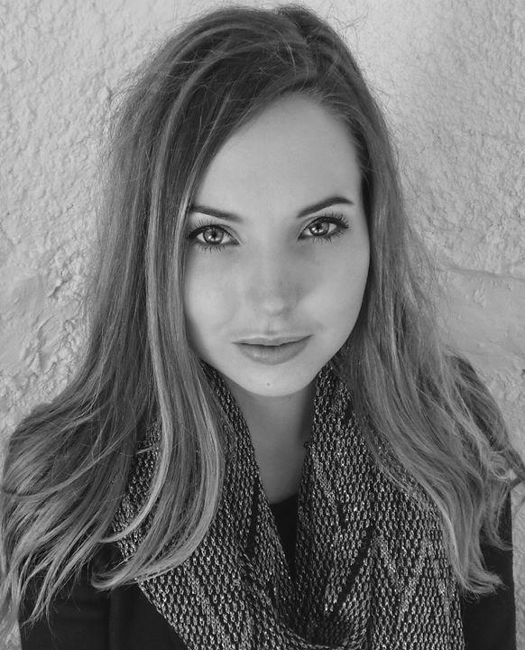 Jessica Messenger image