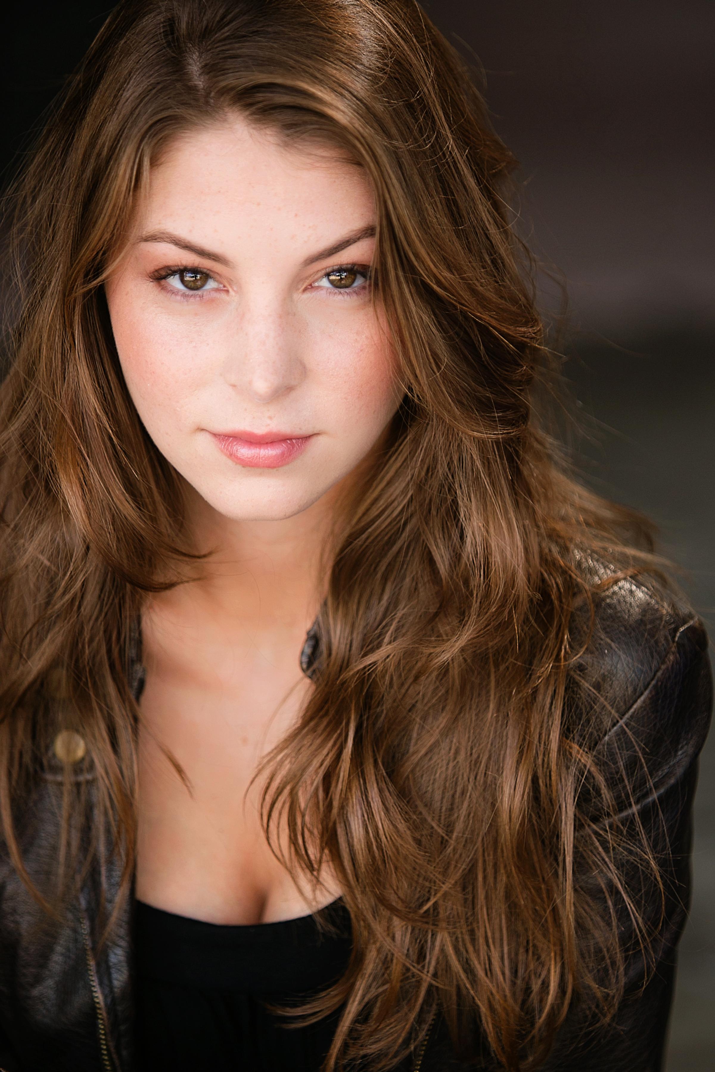 Tara Dane image