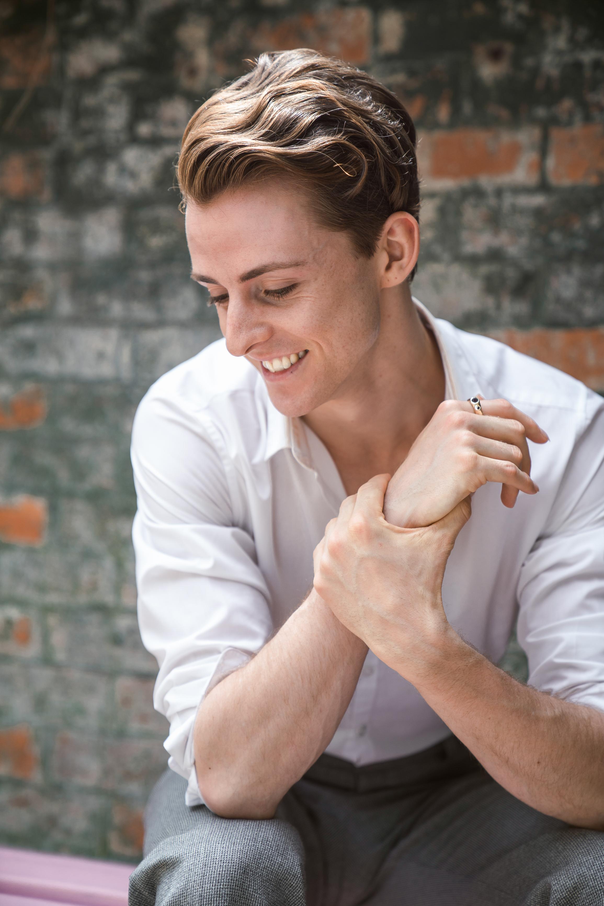 Adam Noviello image