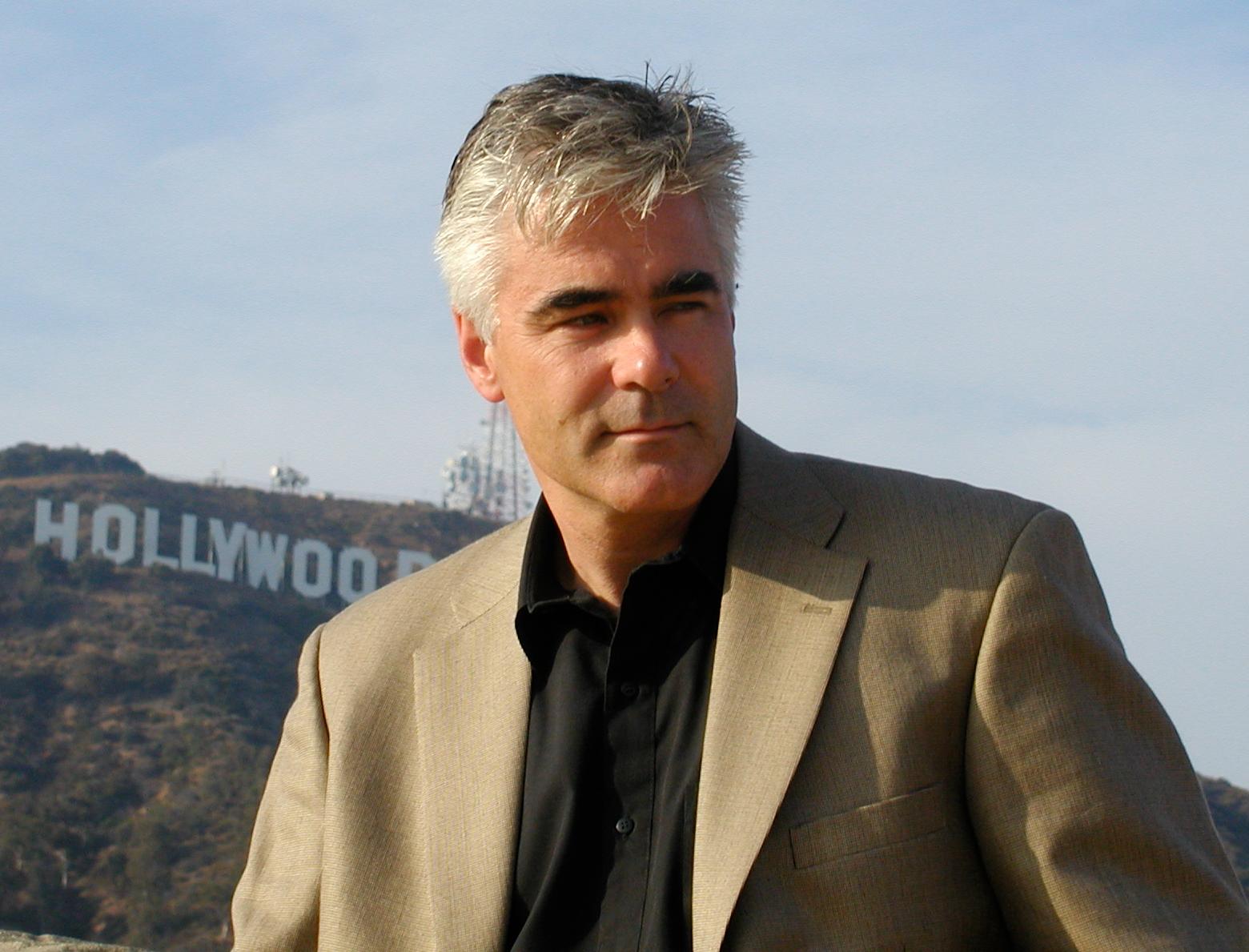 David Elliott image