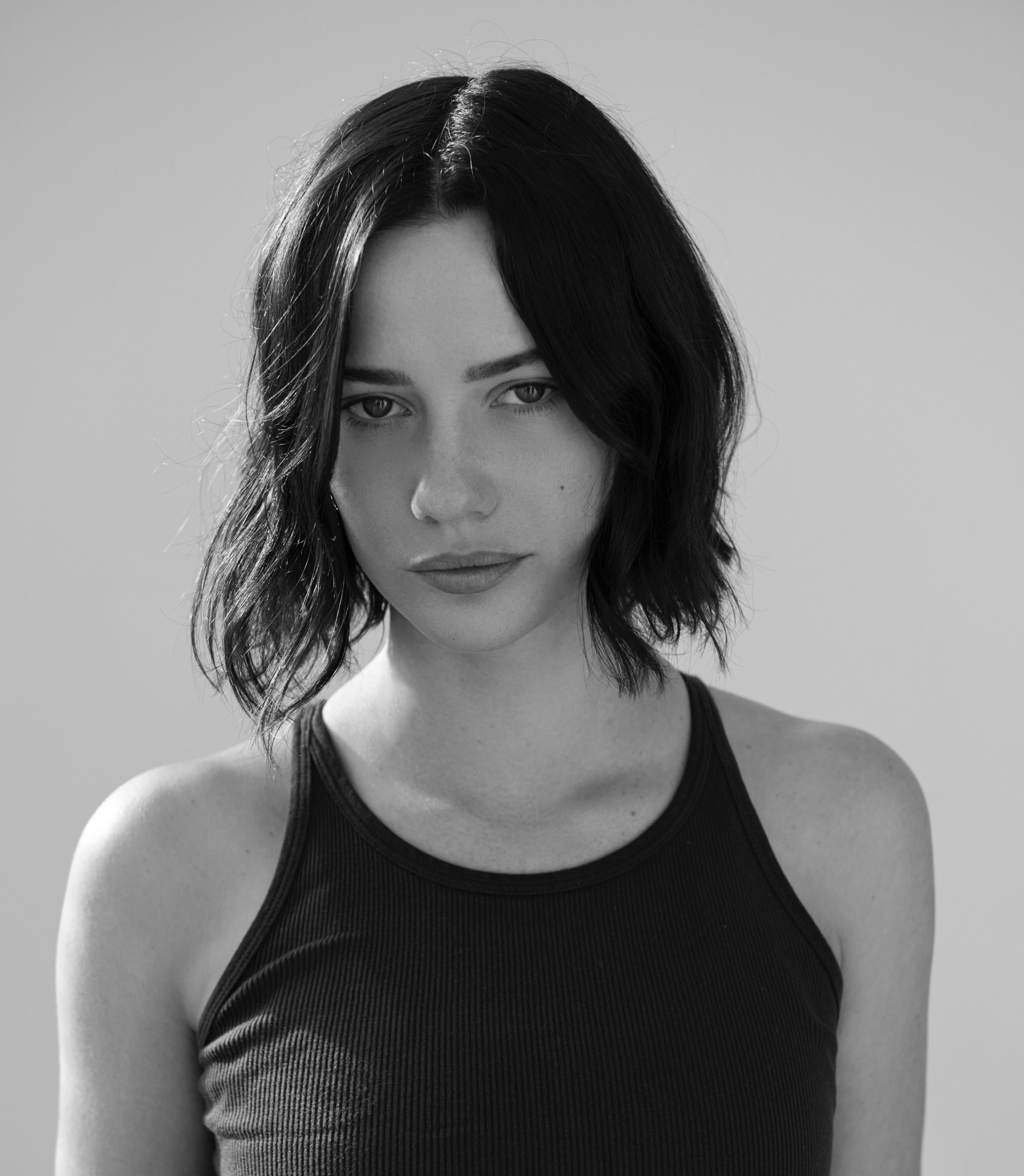 Lily Sullivan image