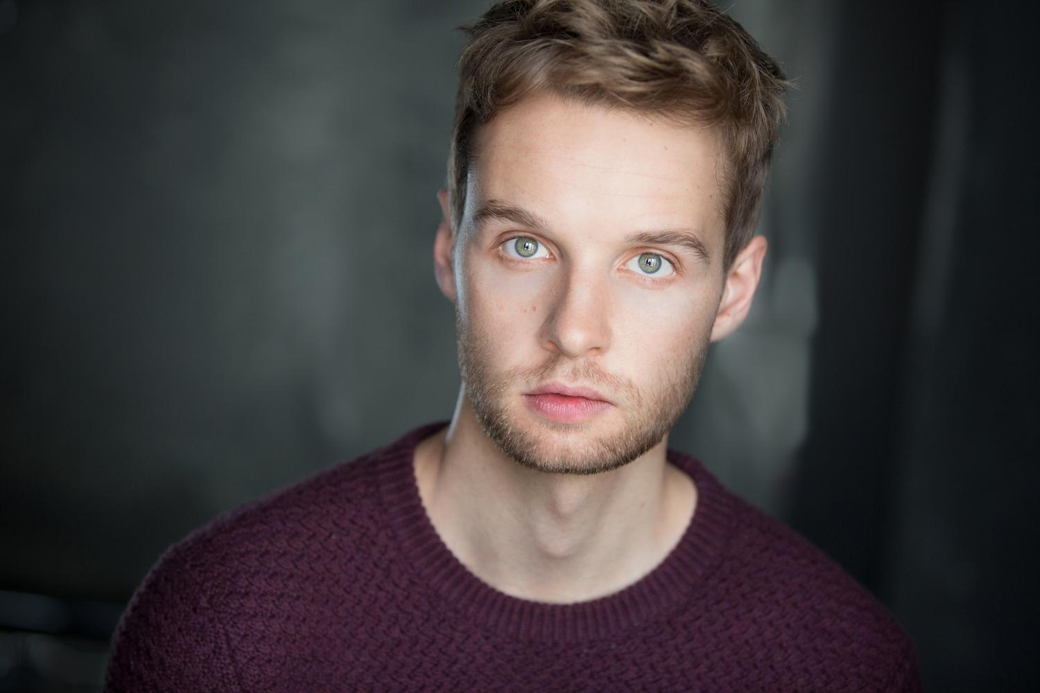 Sion Daniel Young image