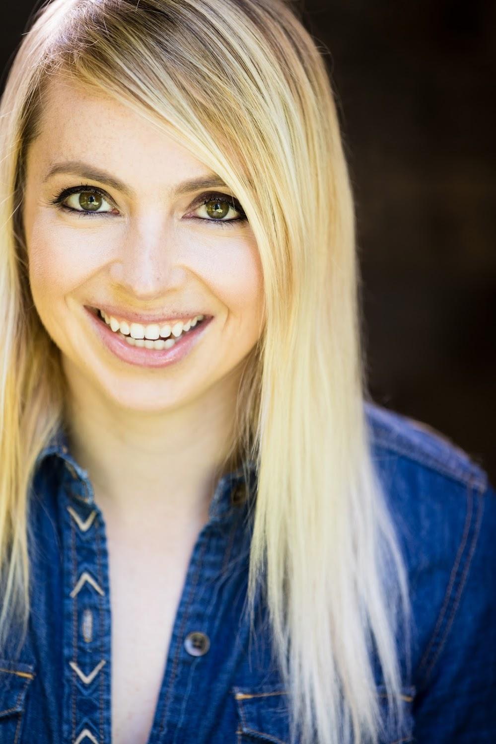 Elizabeth Swaney image