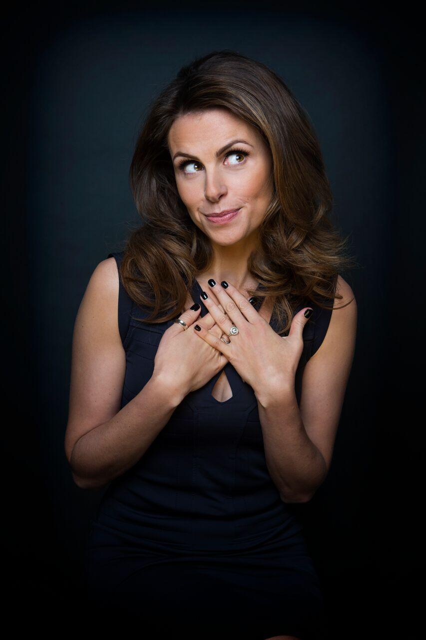 Ellie Taylor image