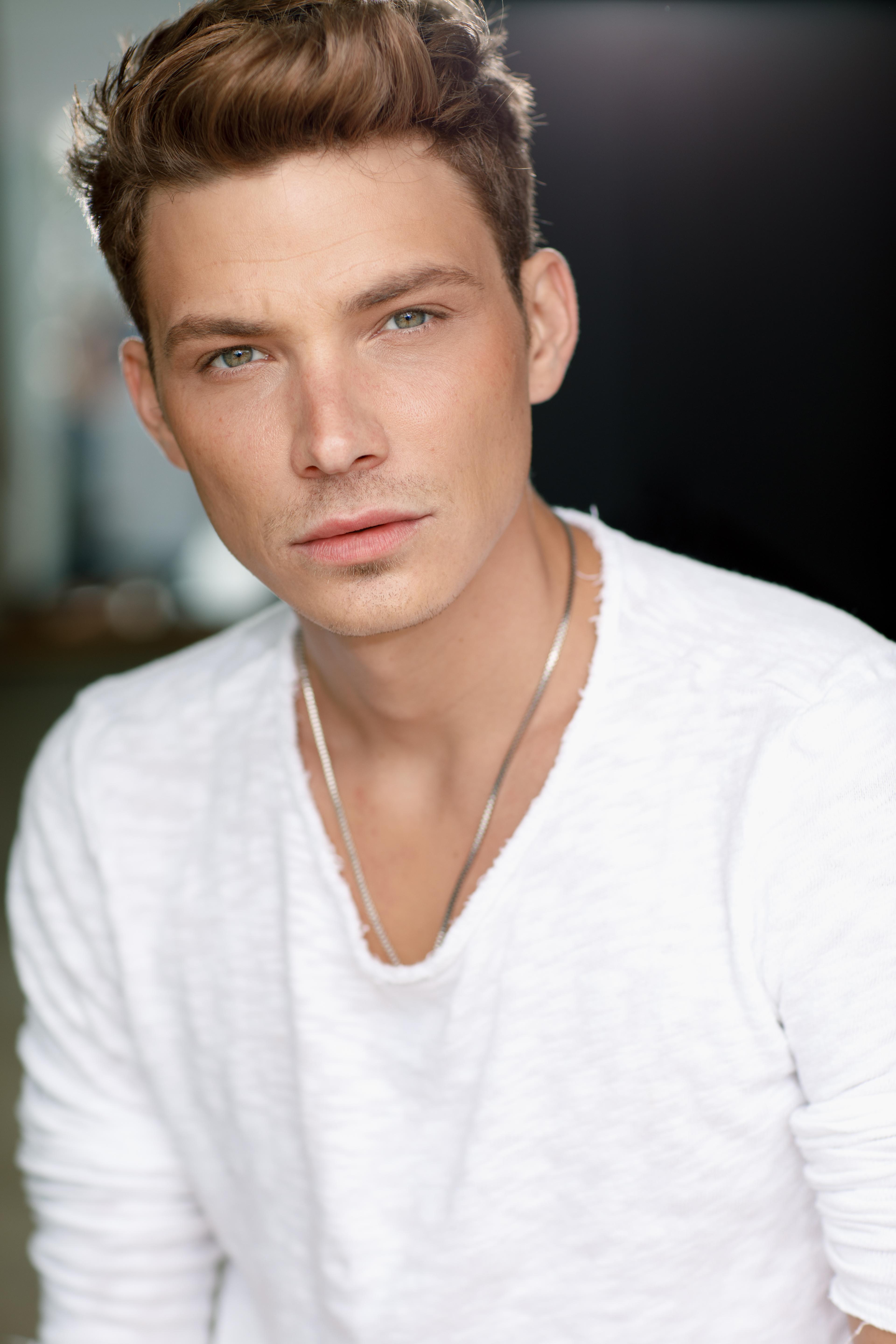 Chris Schellenger image