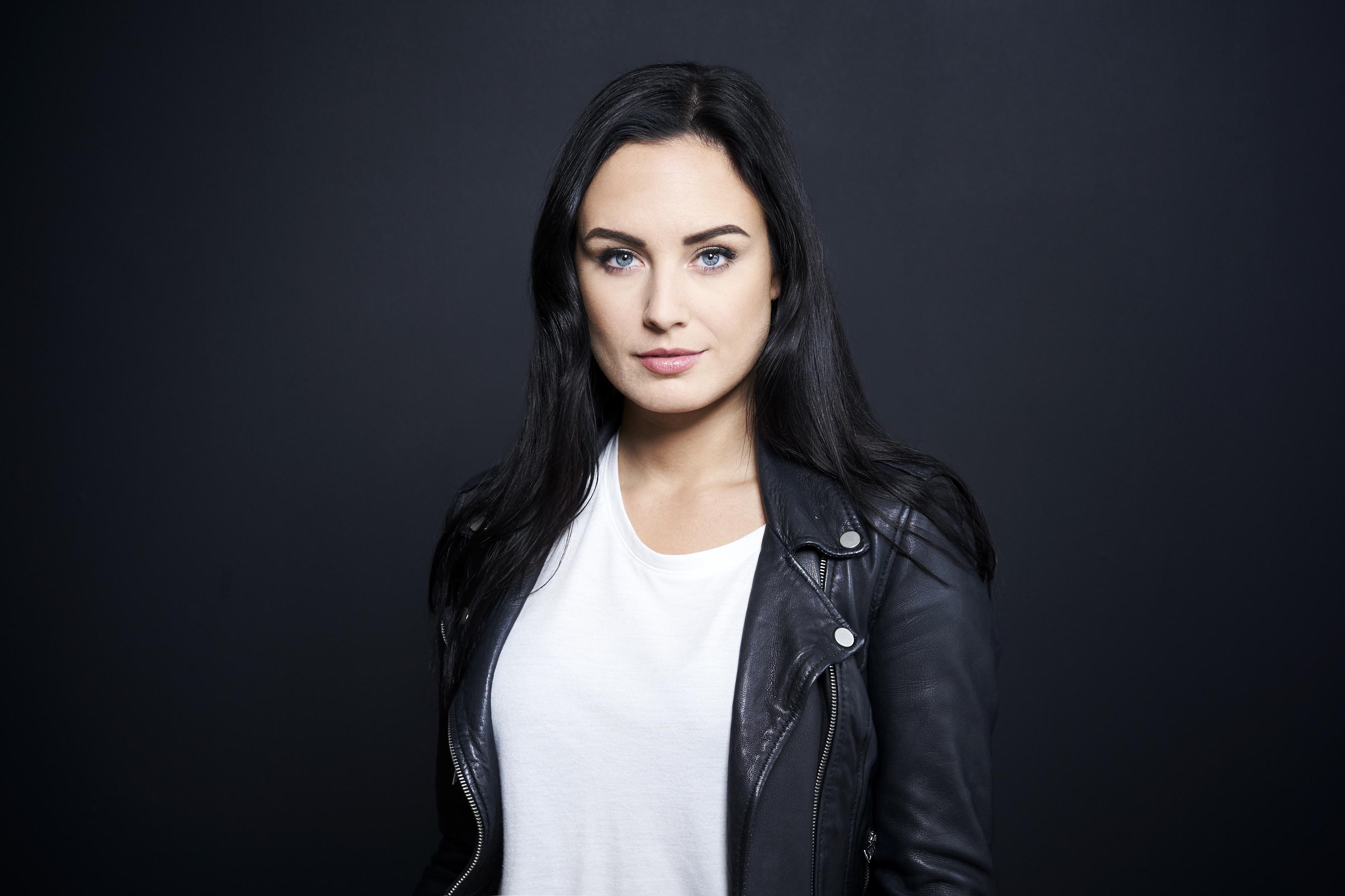 Amanda Thomson image