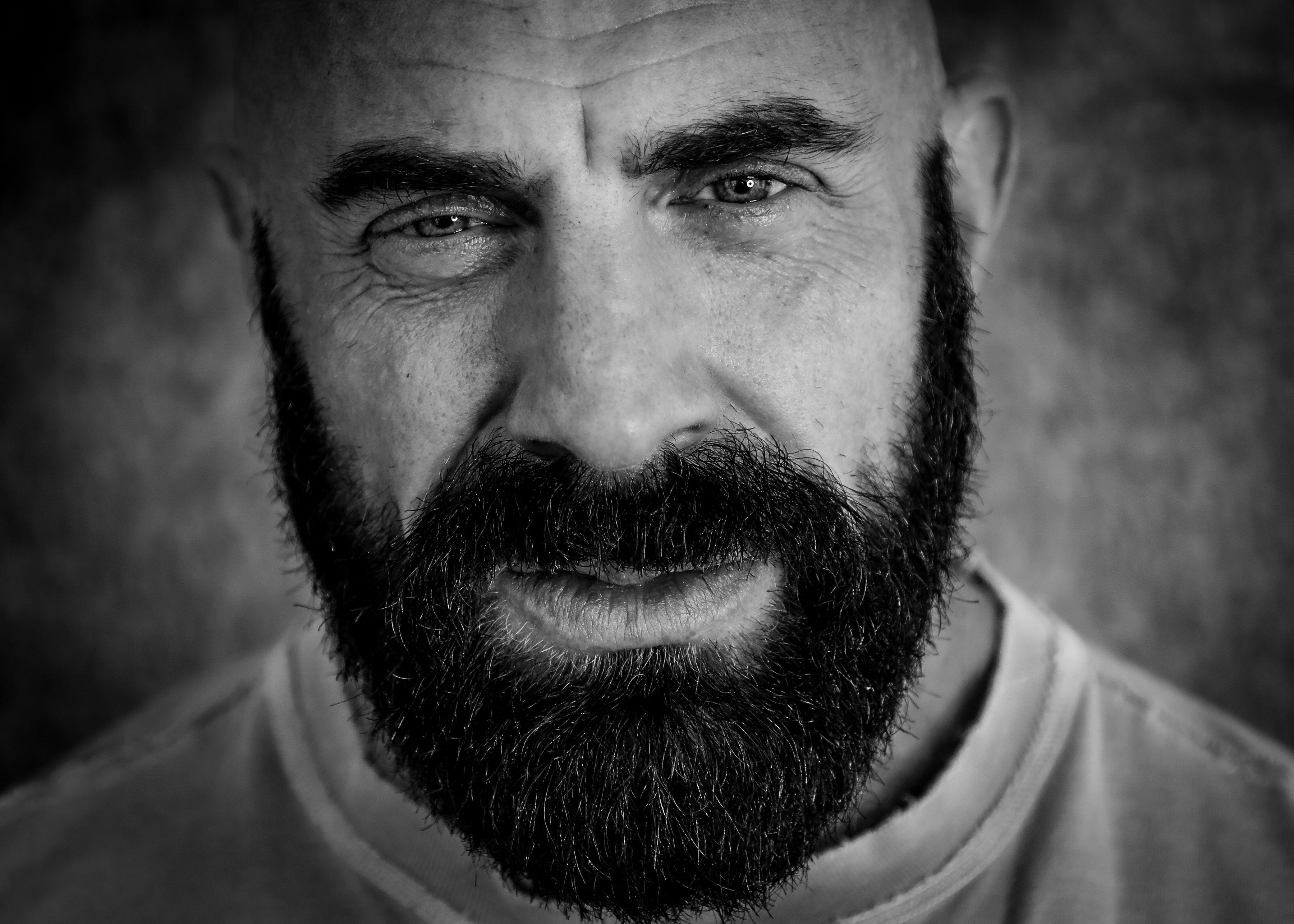 Charlie Rawes image