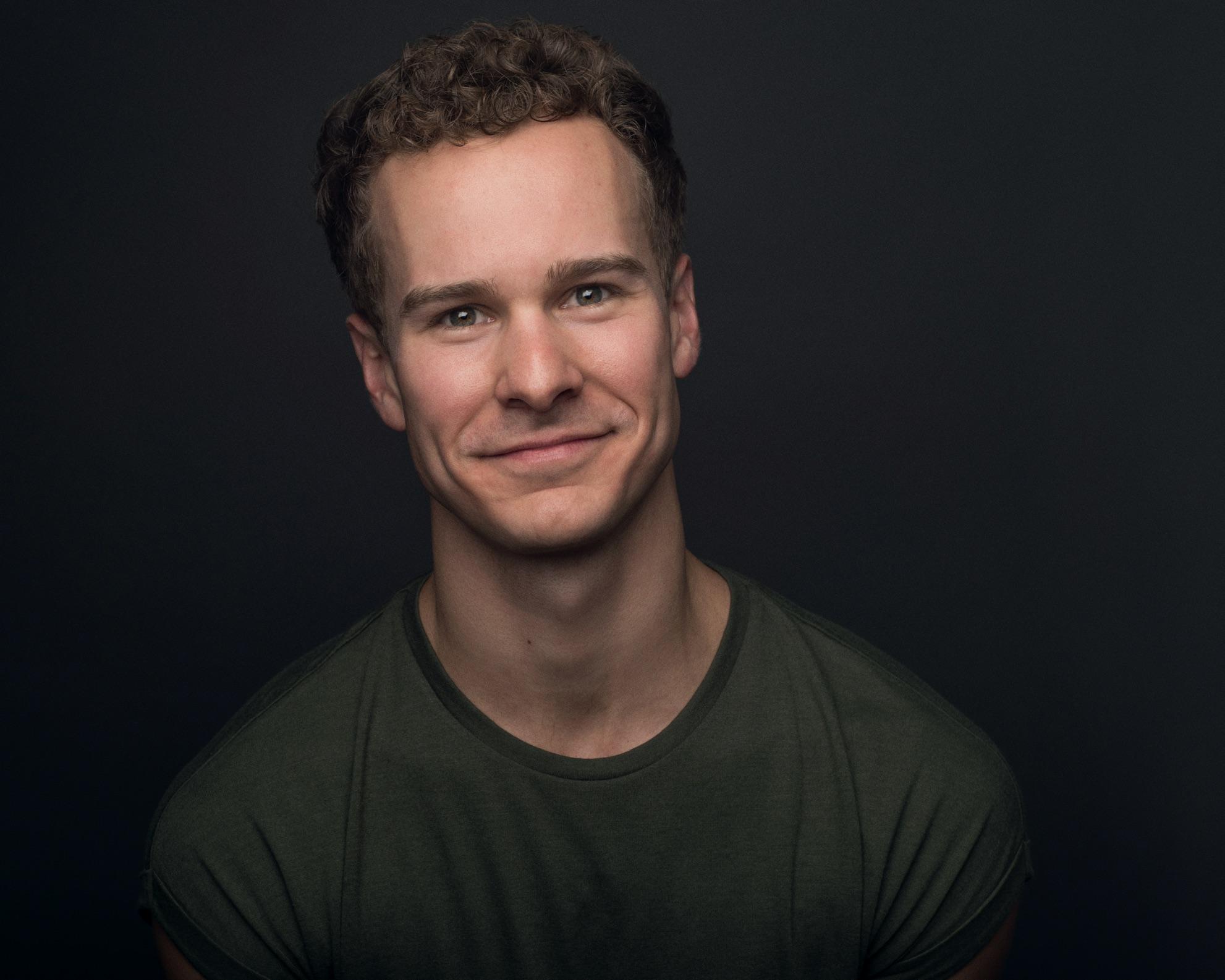 Ryan Steele image