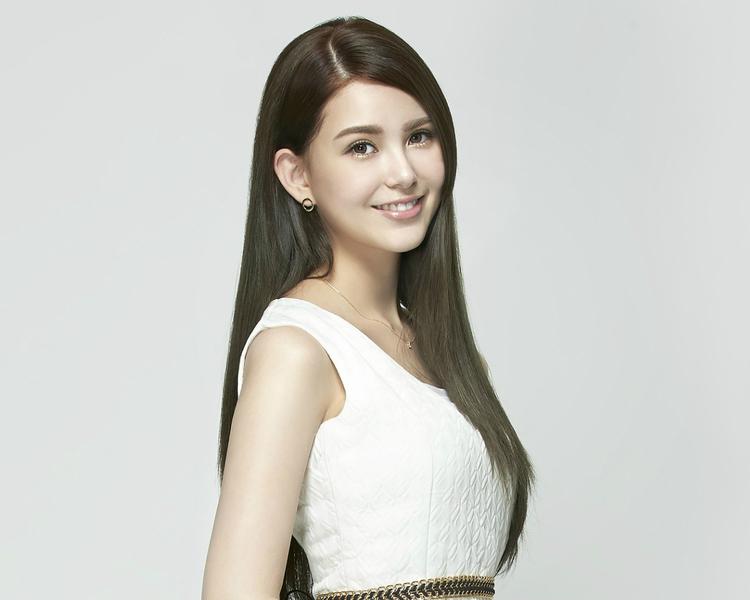 Hannah Quinlivan image