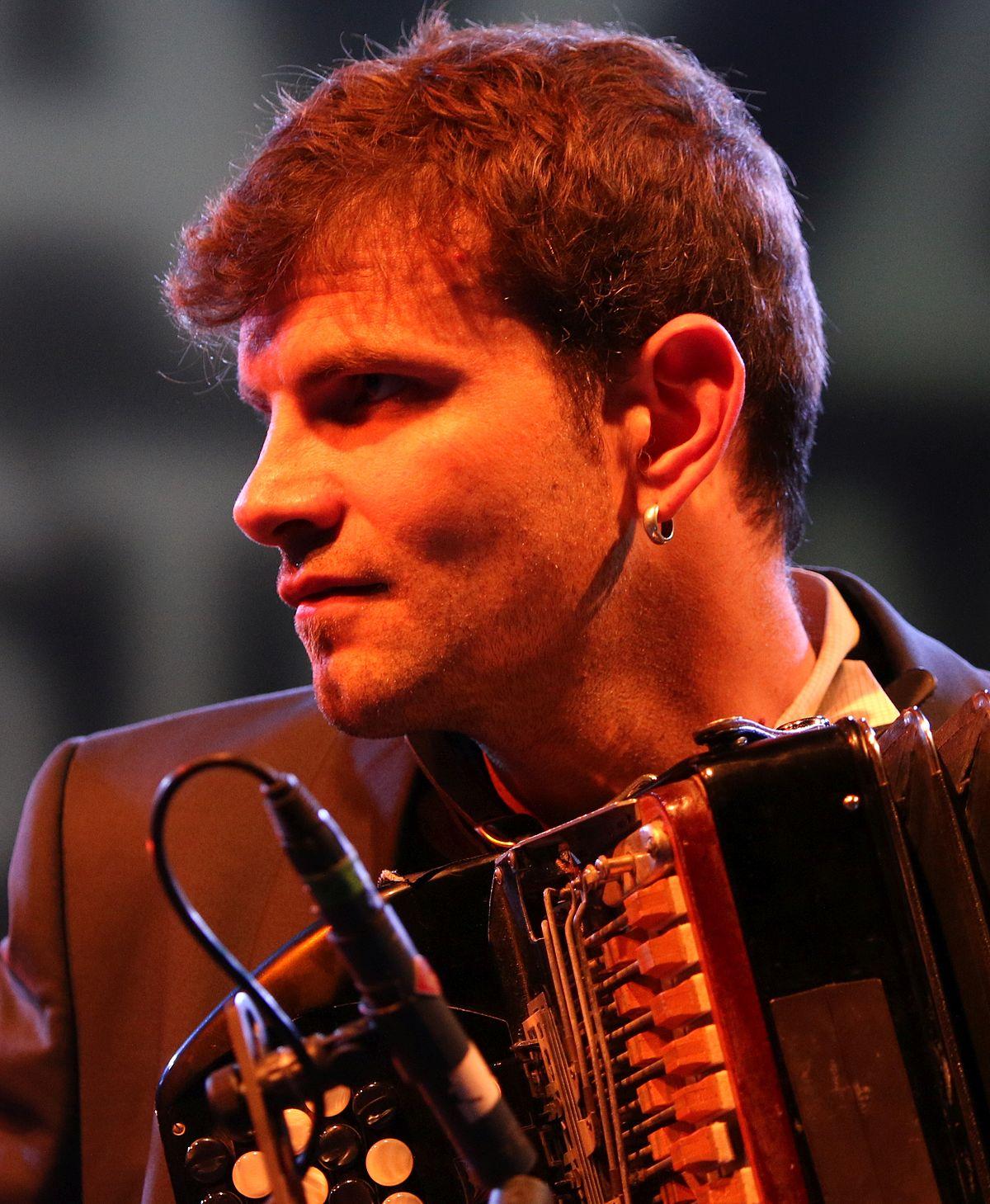 Vincent Peirani image