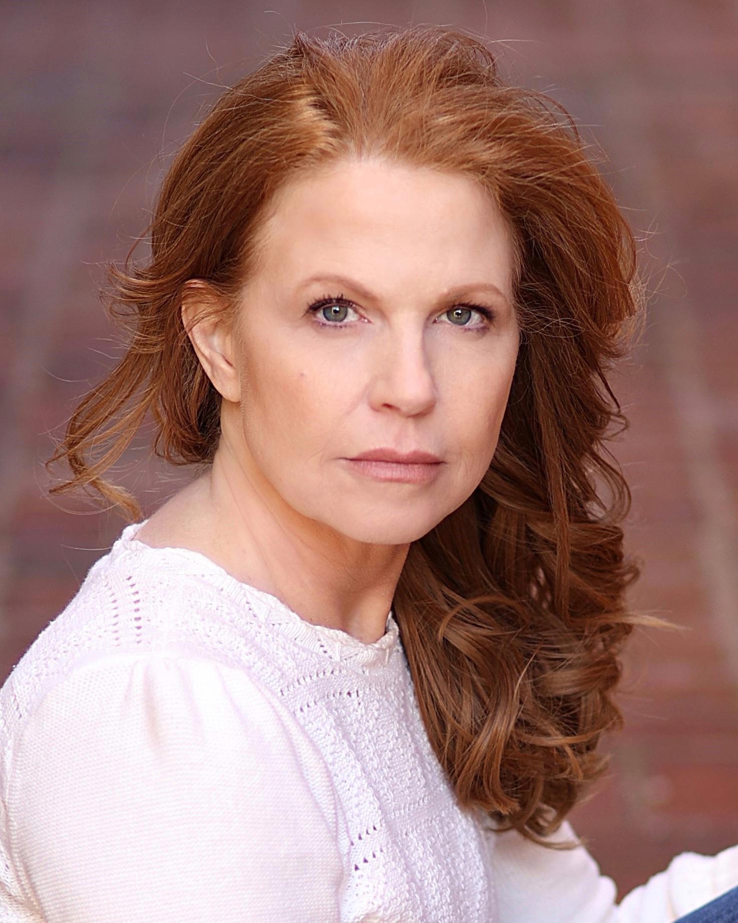 Suzanne R. Neff image