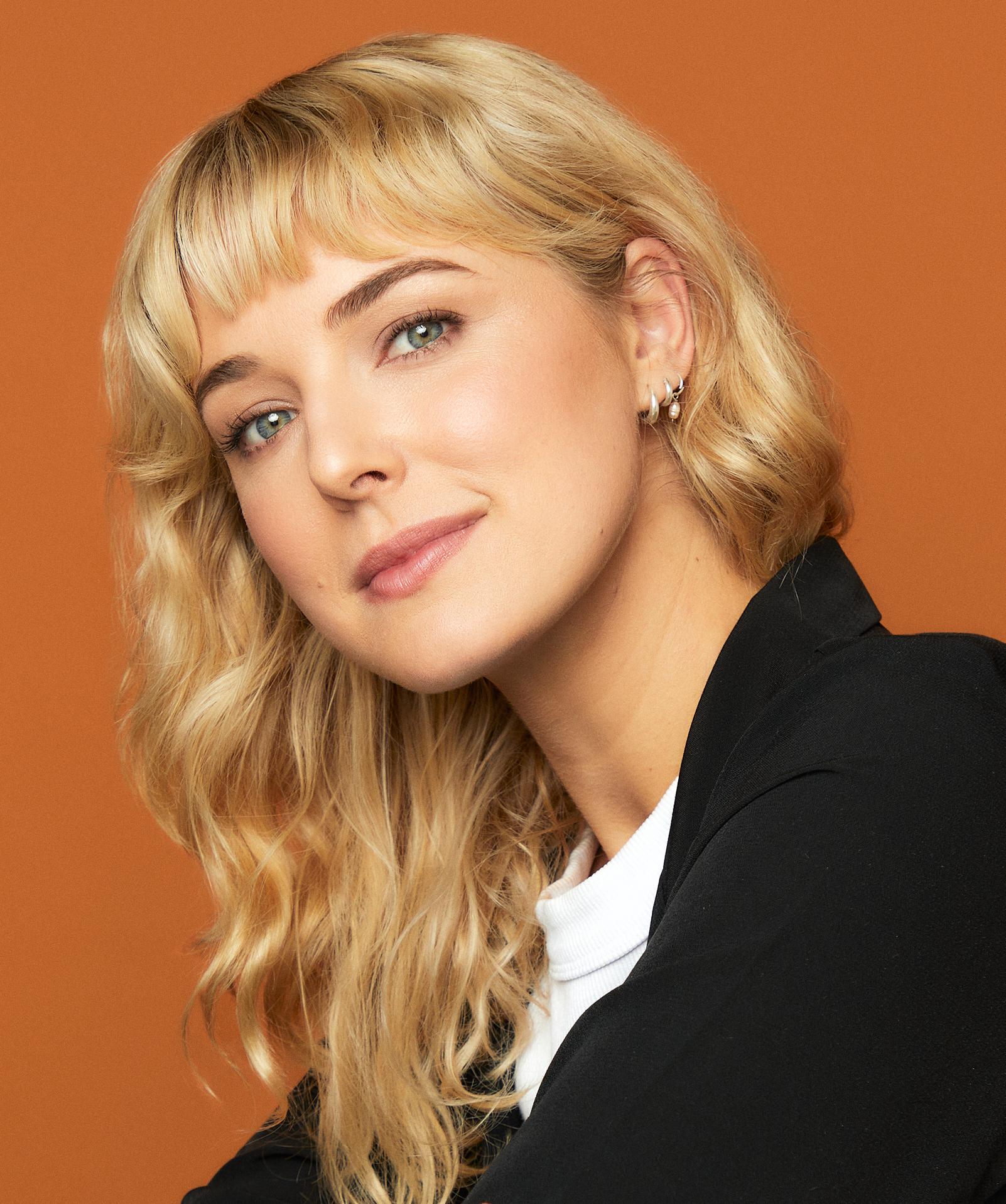 Ellie Gall image