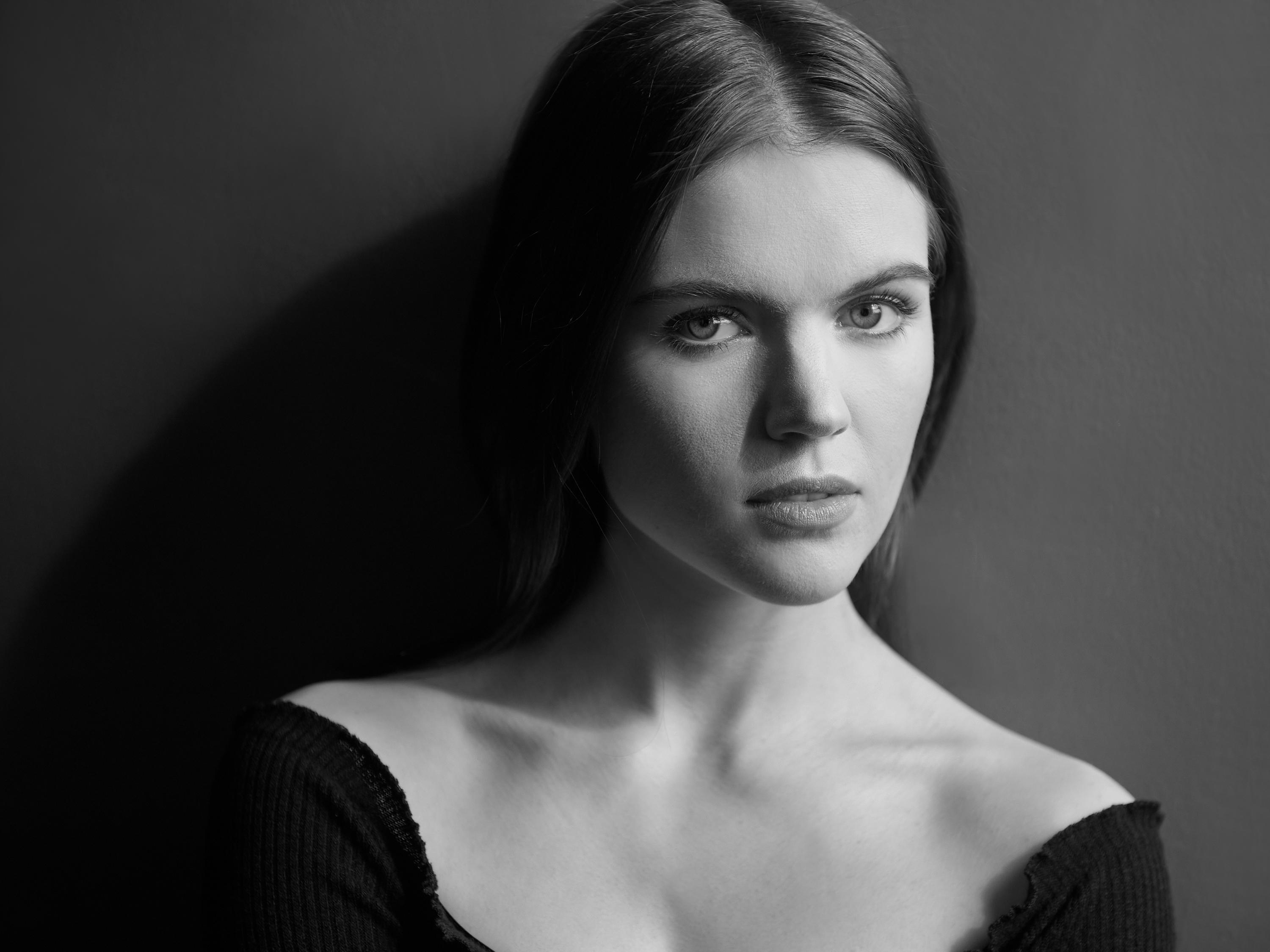 Anwen O'Driscoll image
