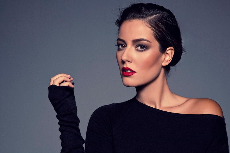 Pelin Akil image