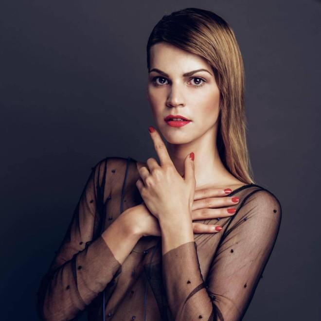 Zuzana Stavná image