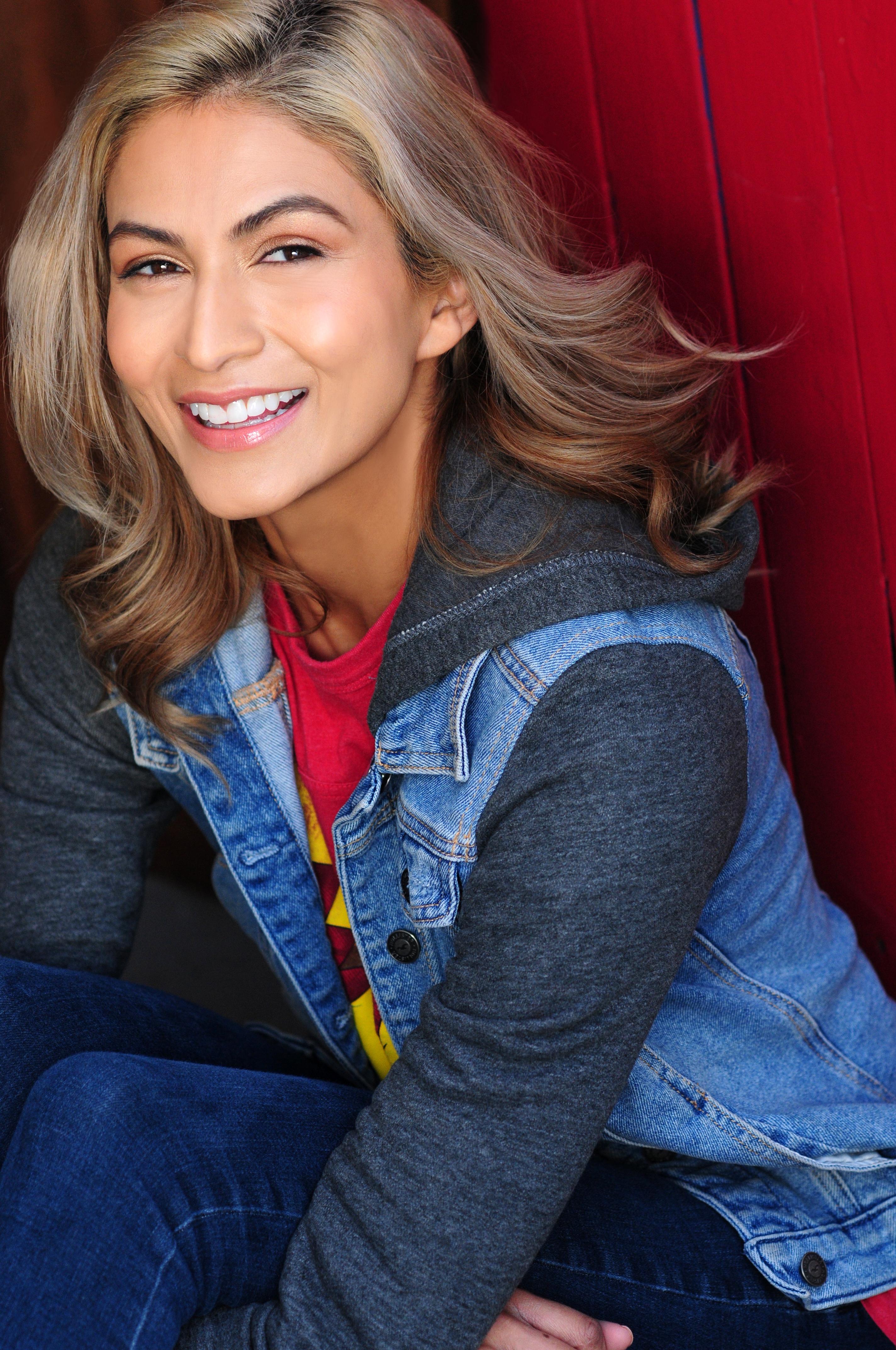 Tinsel Korey image