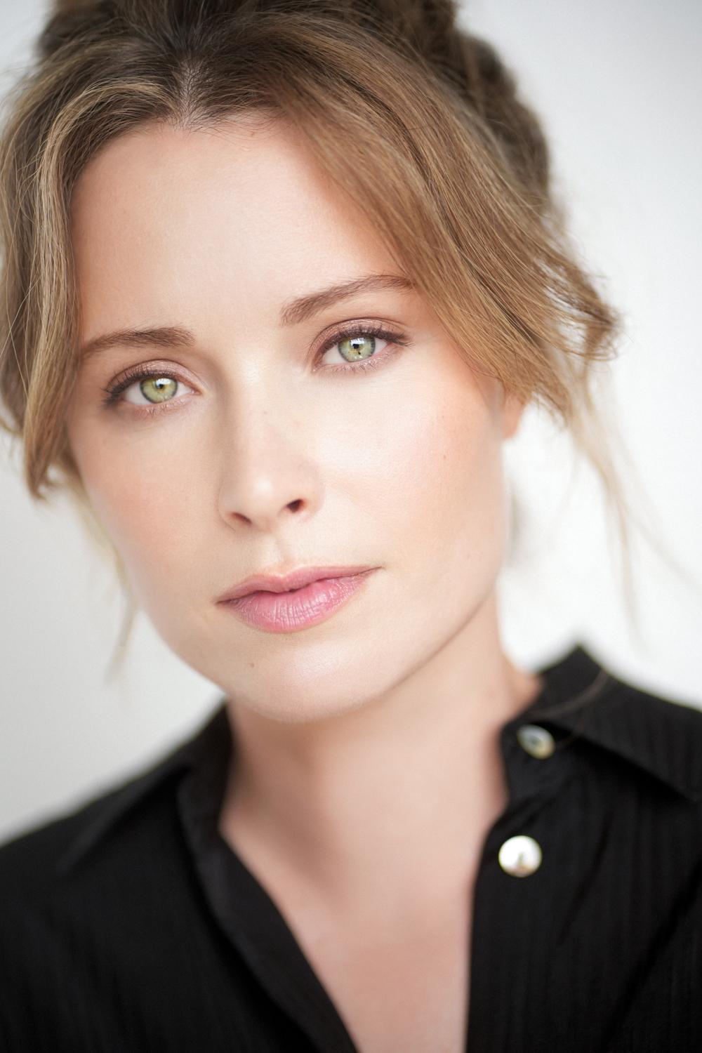 Hannah Emily Anderson image