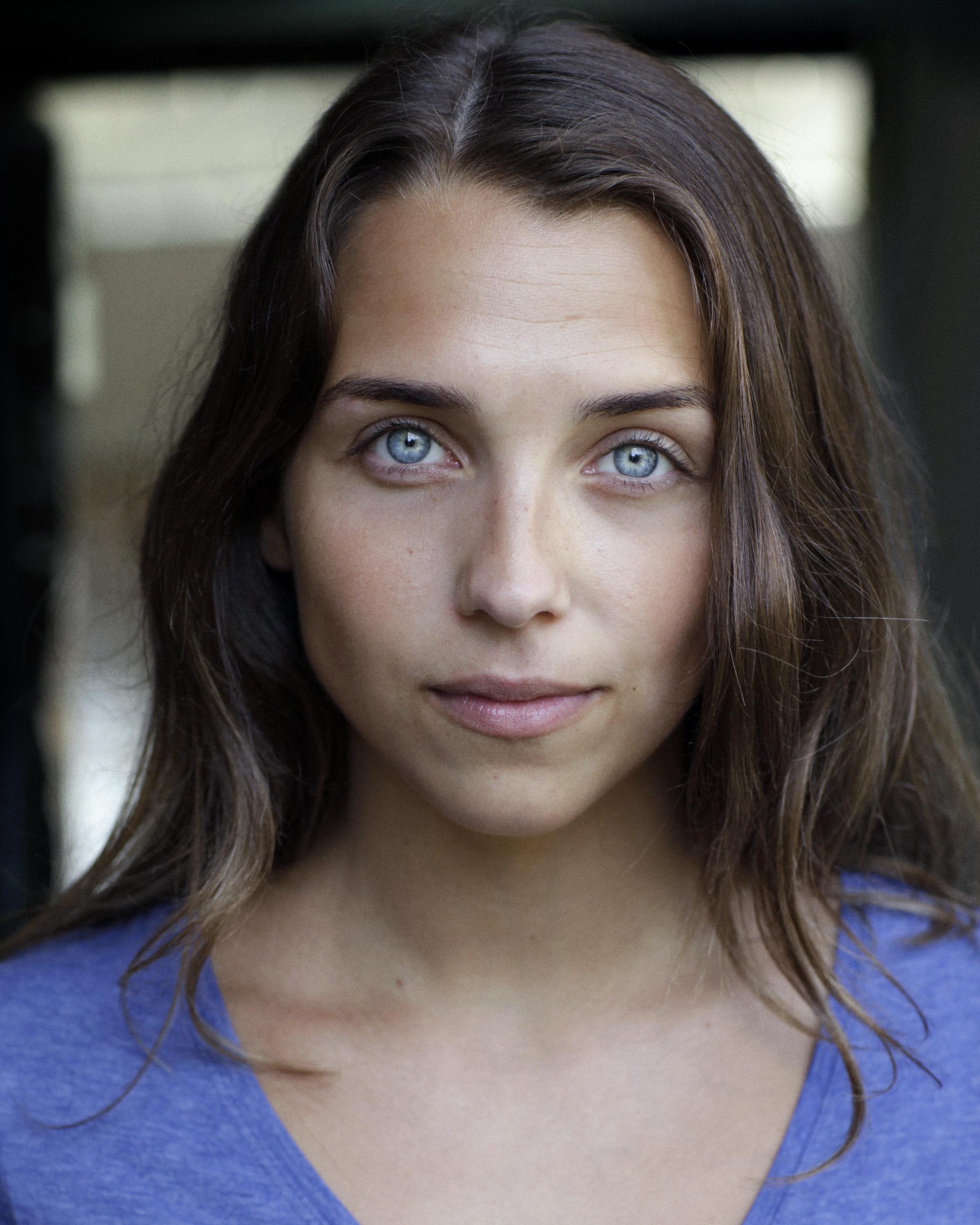 Erin Armstrong image