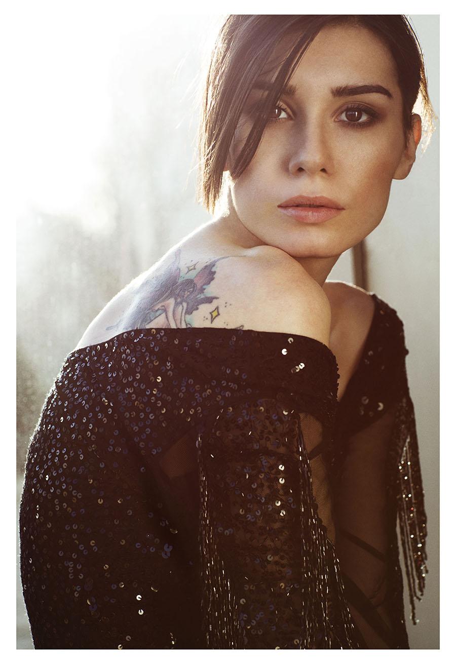 Burcu Kiratli image