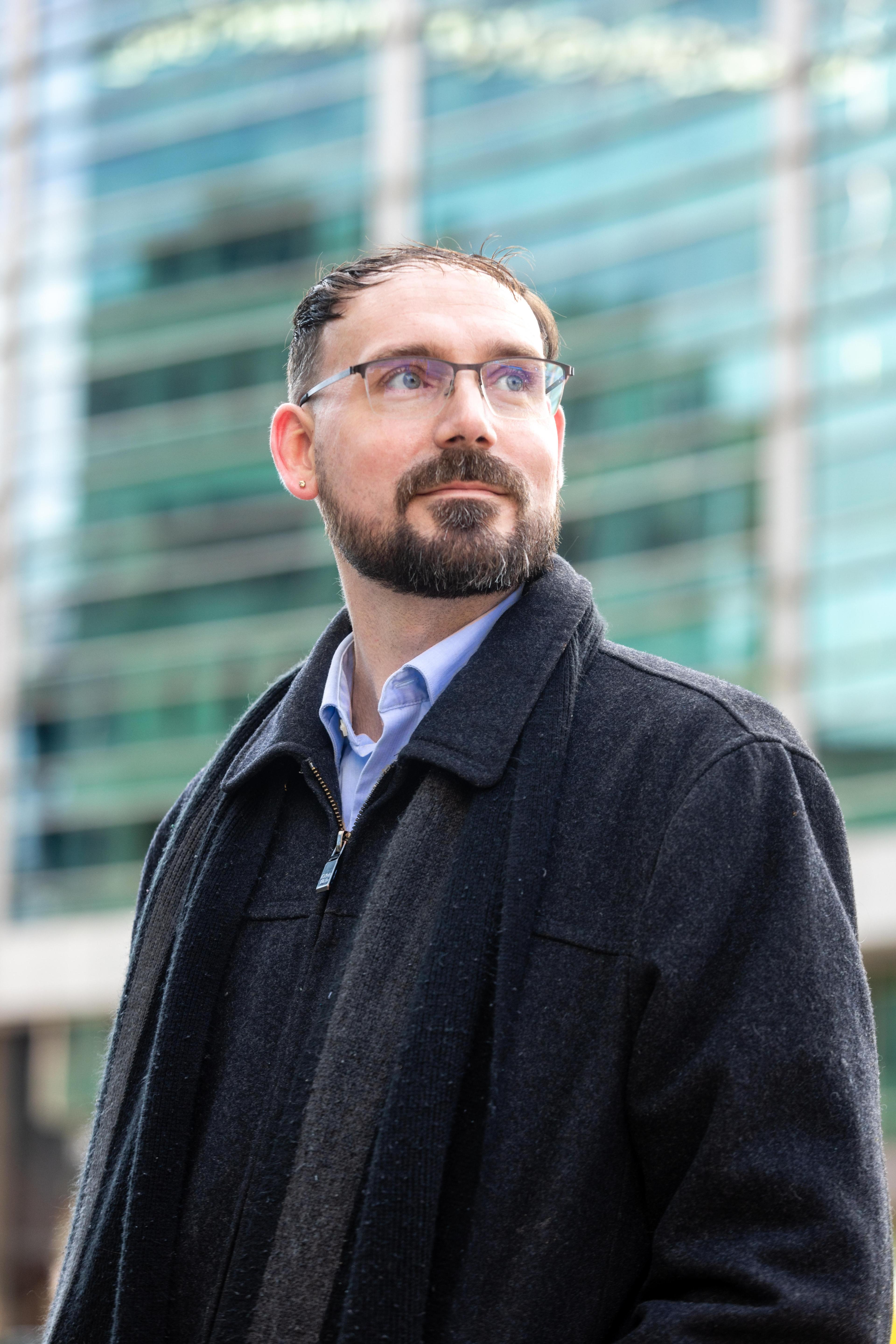 Russell Perkins image