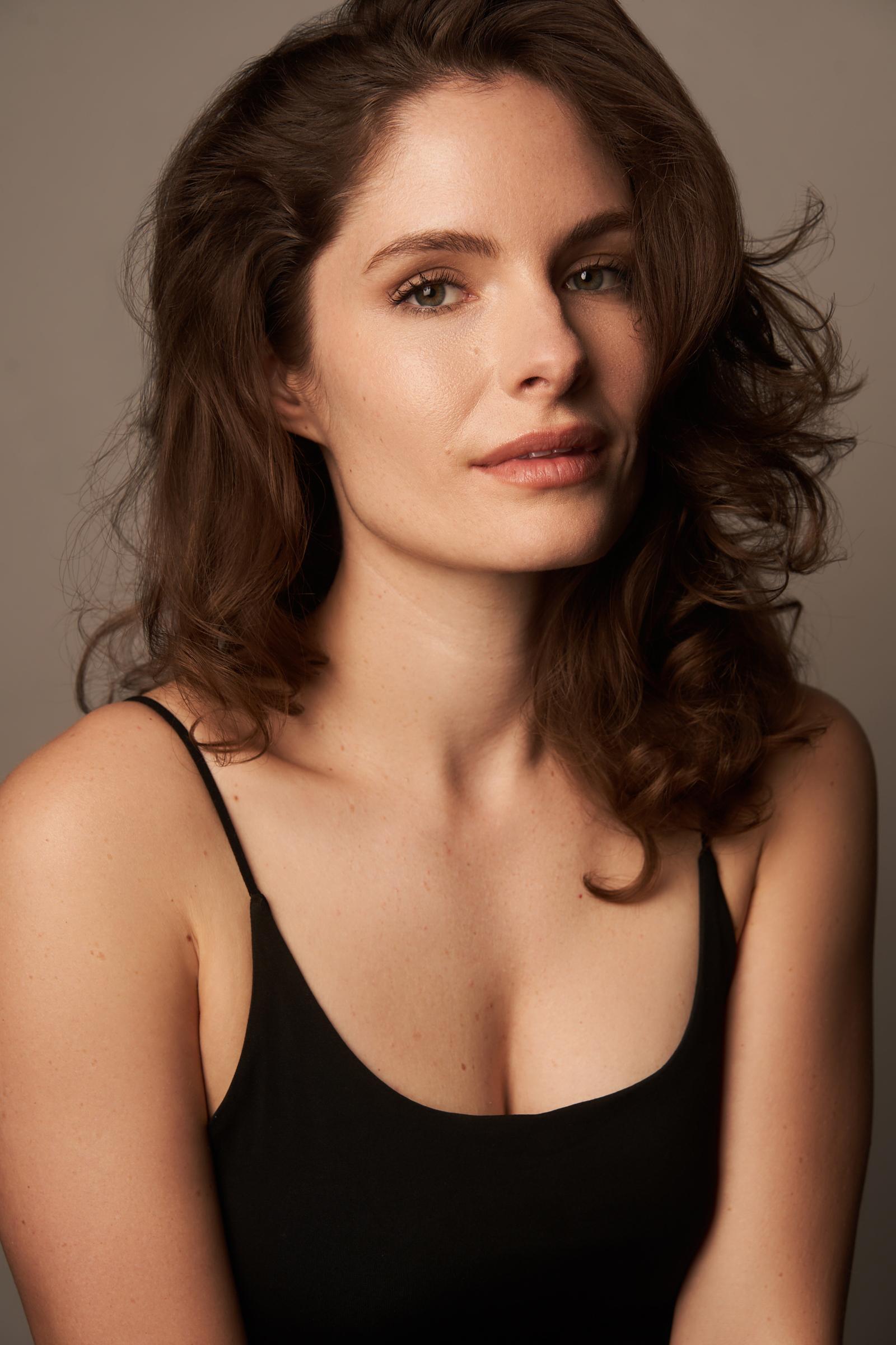 Olivia Grace Applegate image