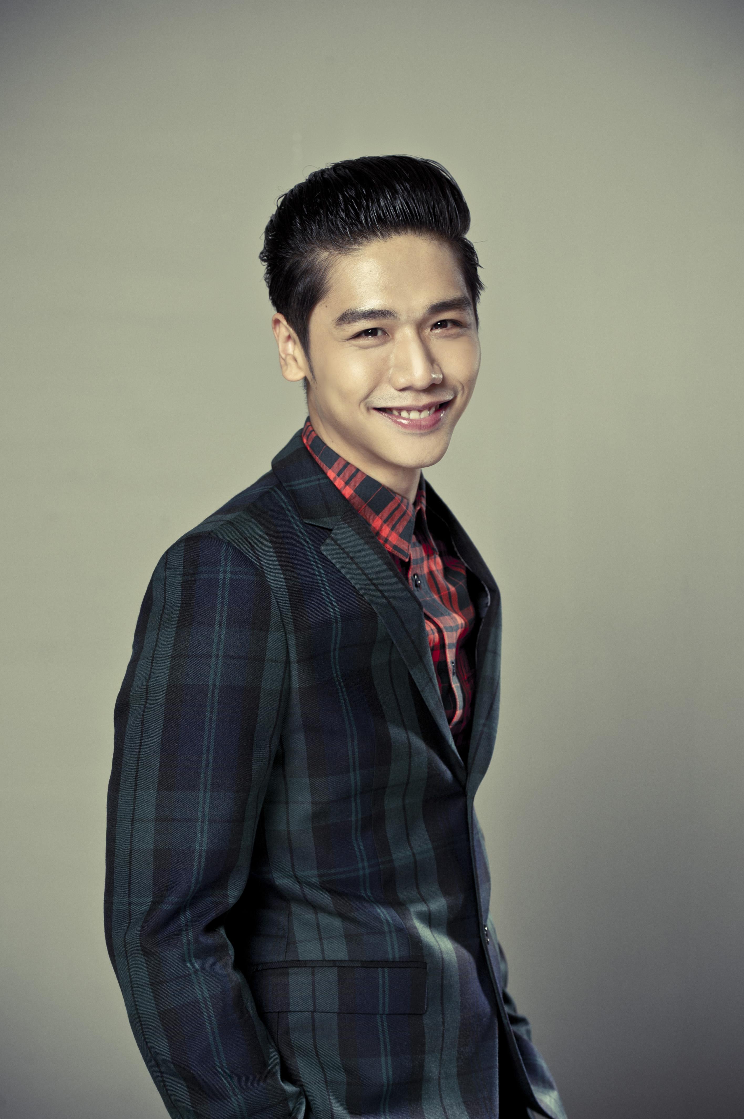Evan Yo image