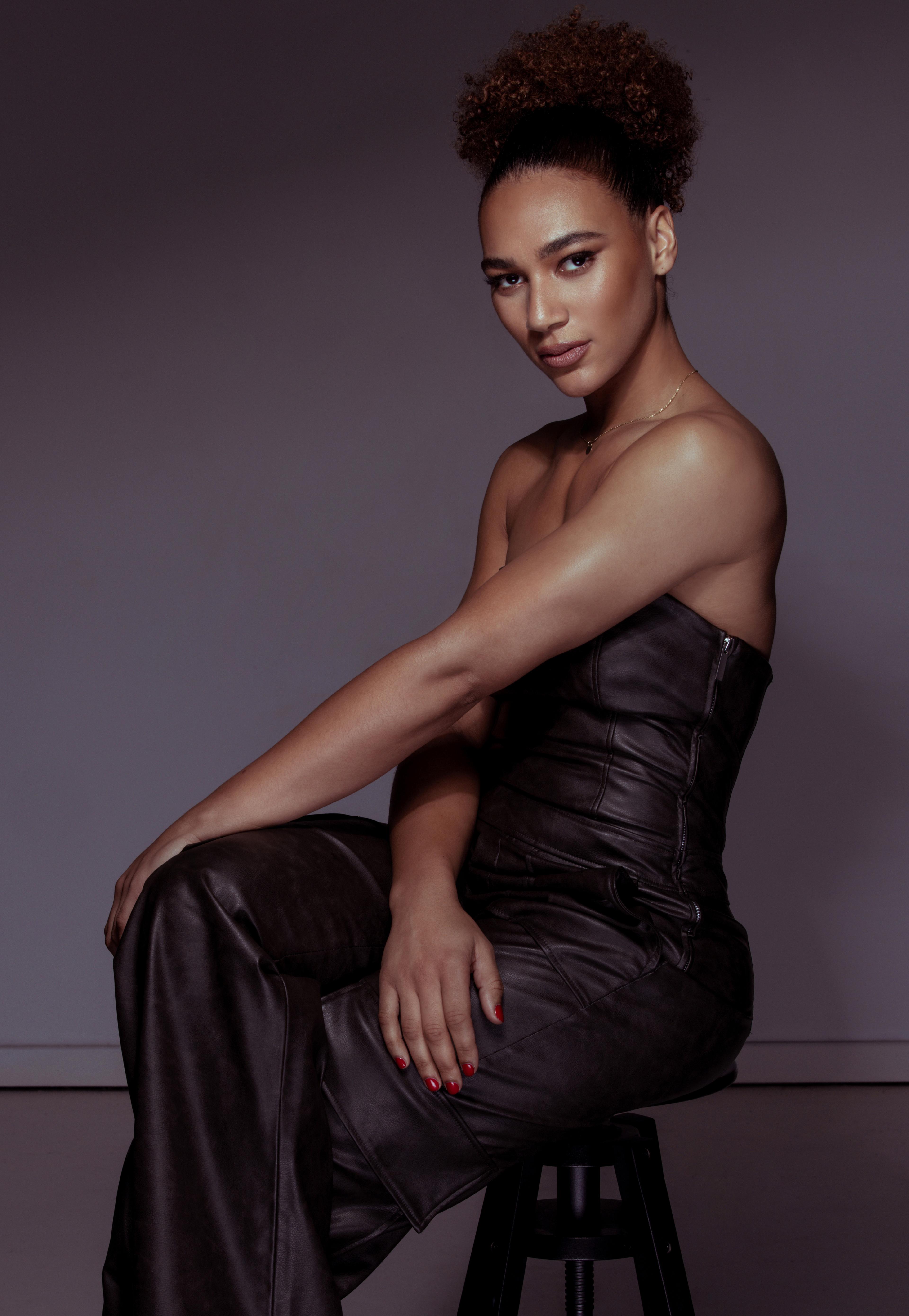 Marie Mouroum image