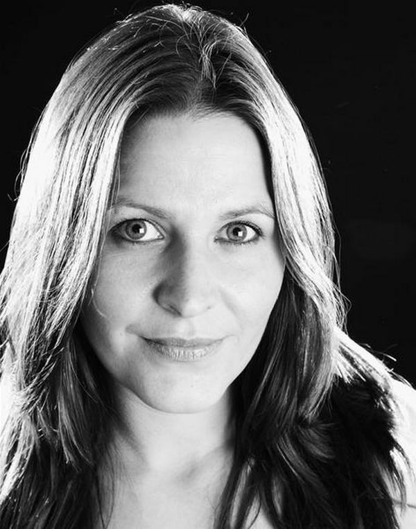 Louise Mathews image