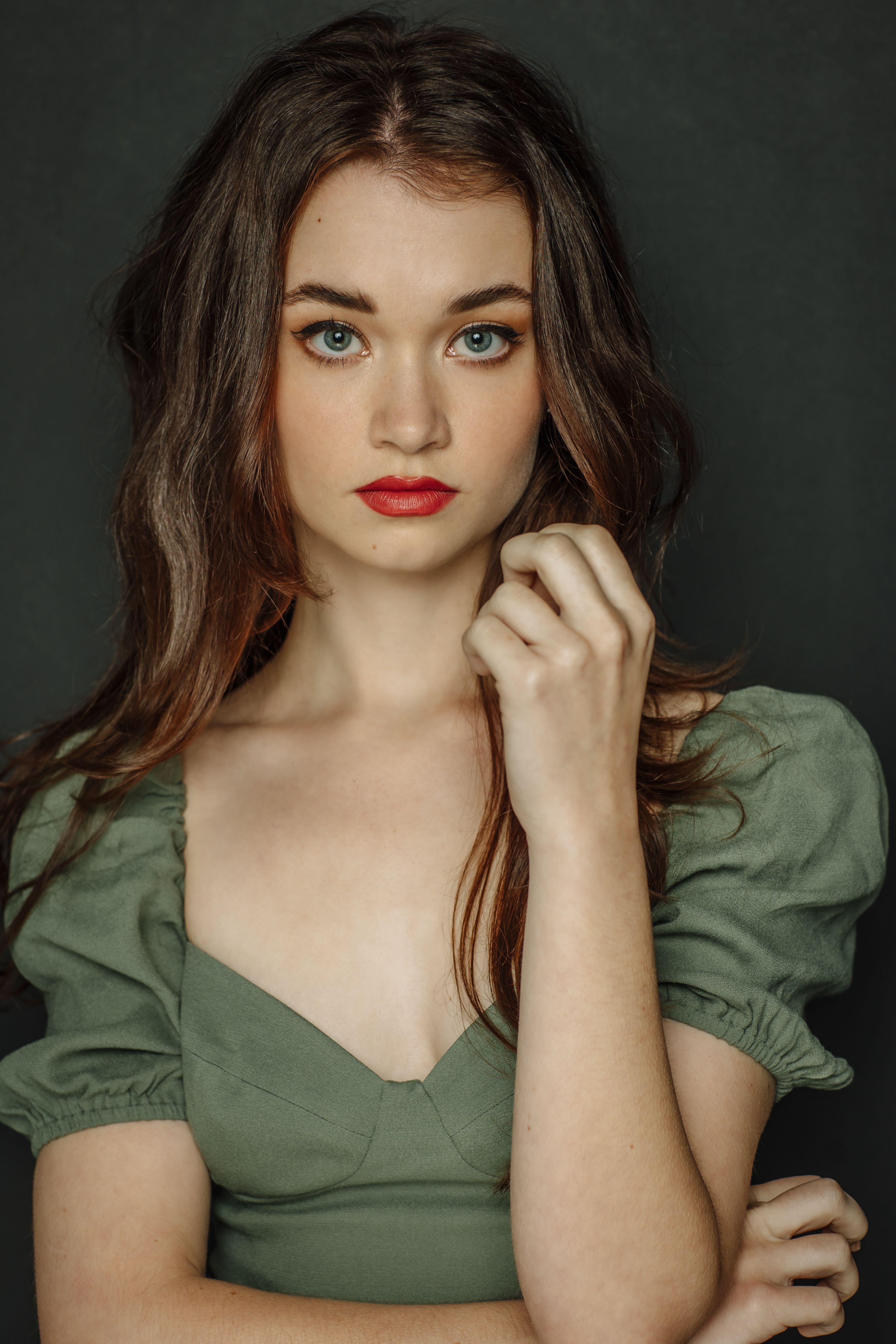 Alison Thornton image
