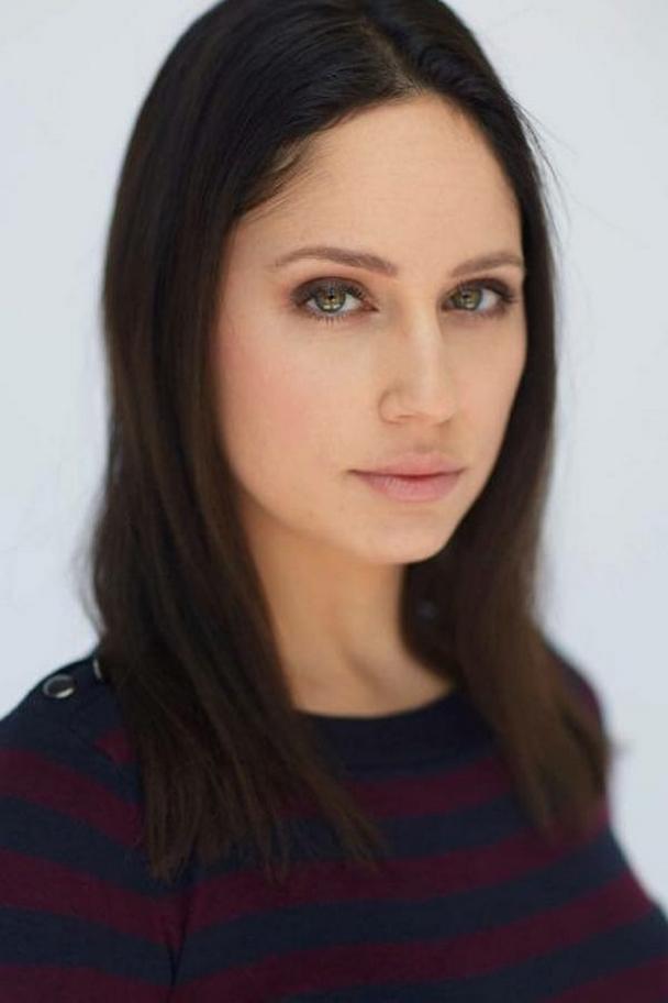 Catherine Antaki image
