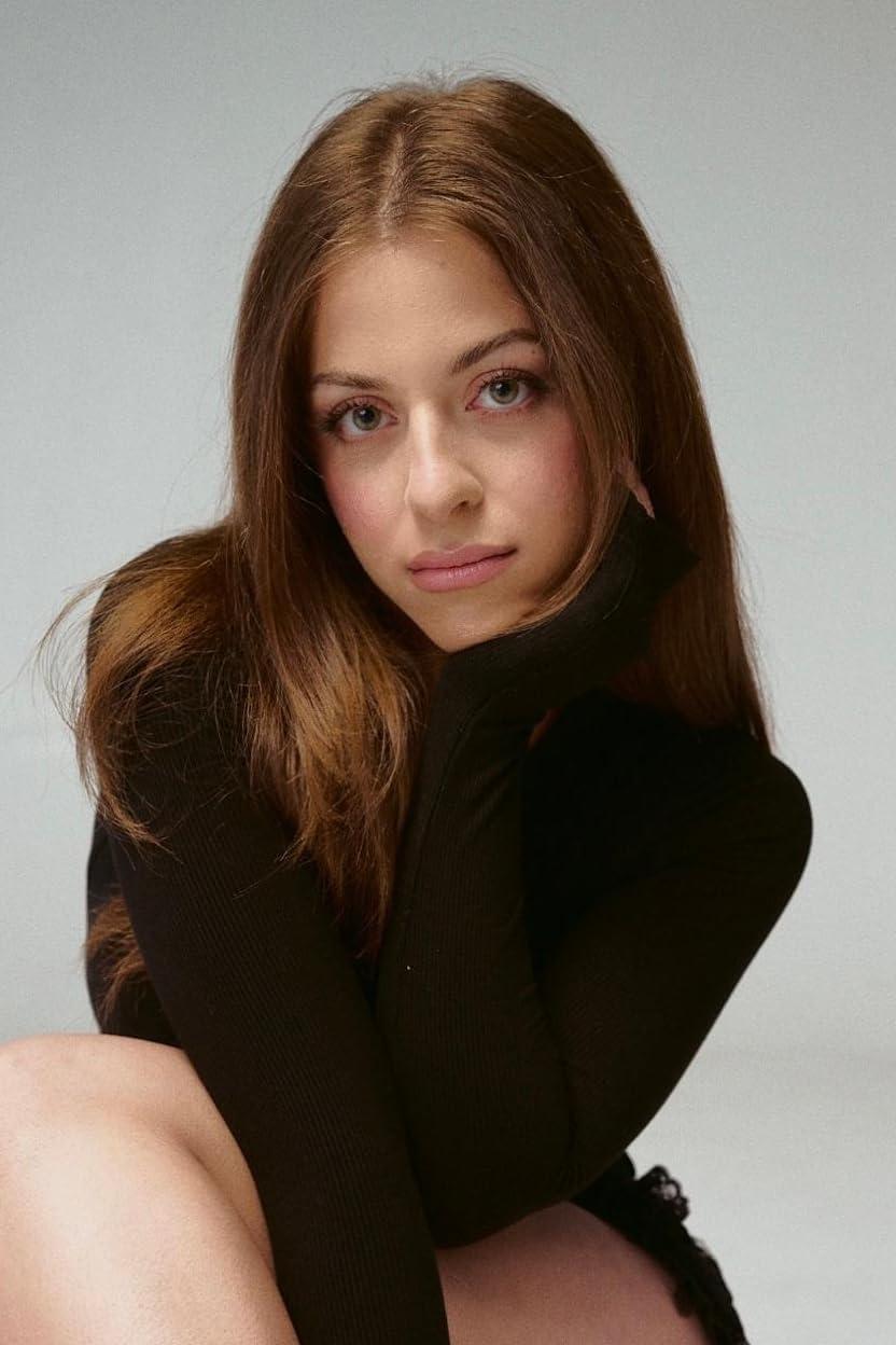 Ariel Martin image