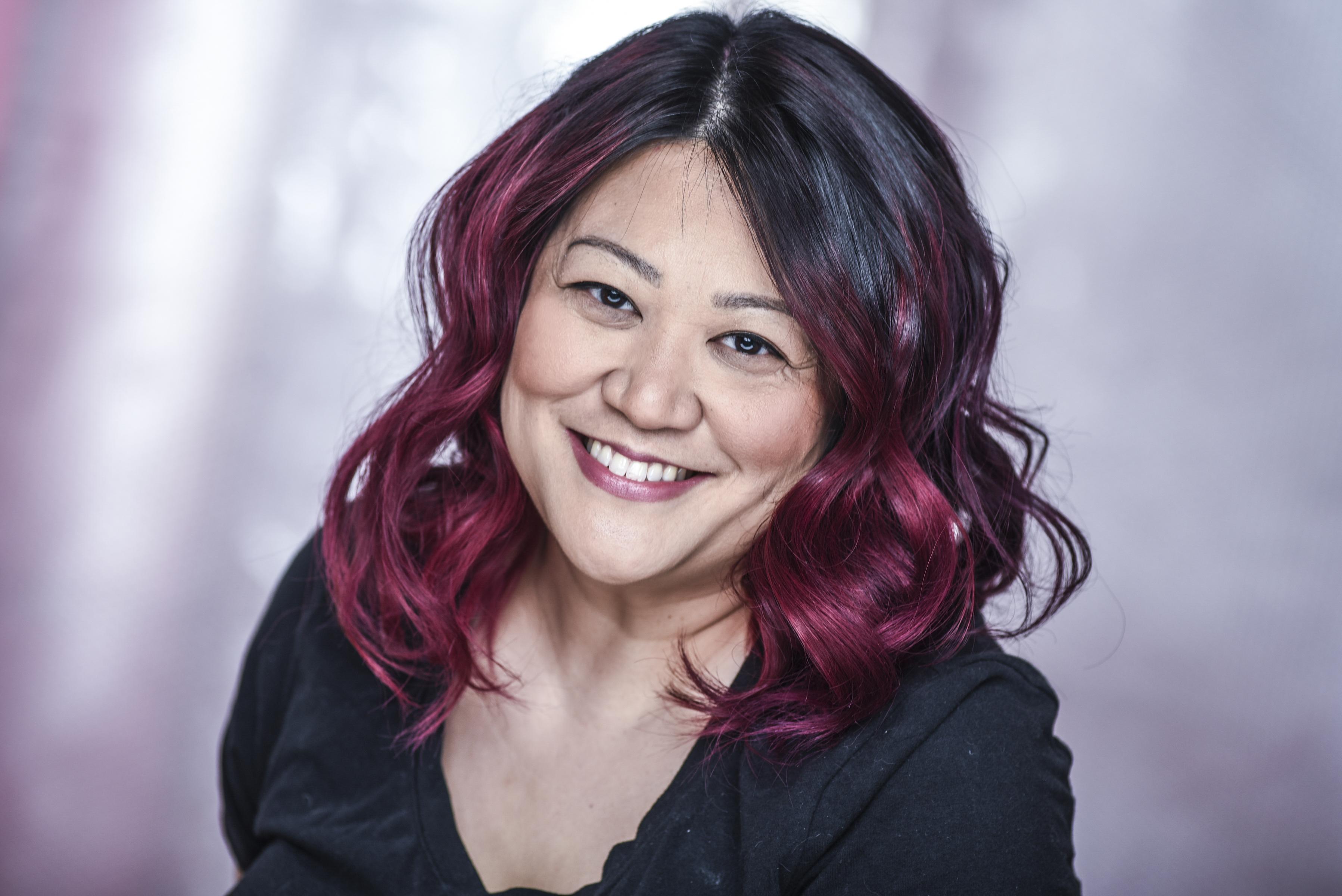 April Lee image