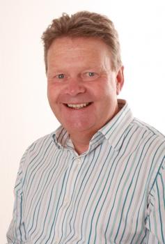Steve Leighton image
