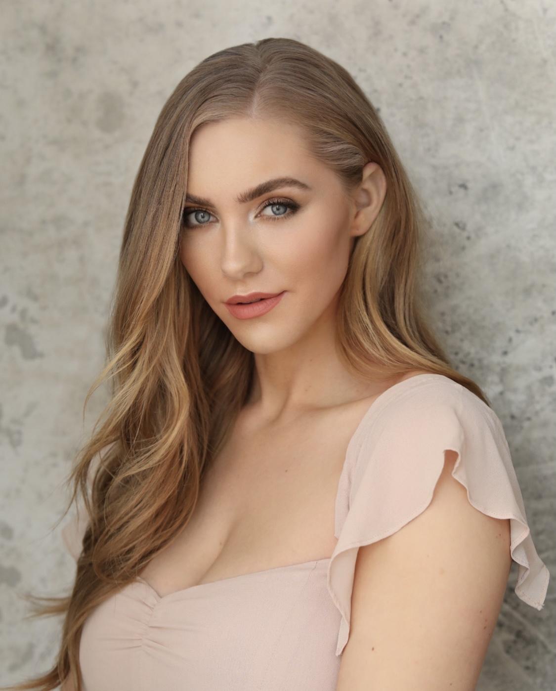 Jessica Sipos image