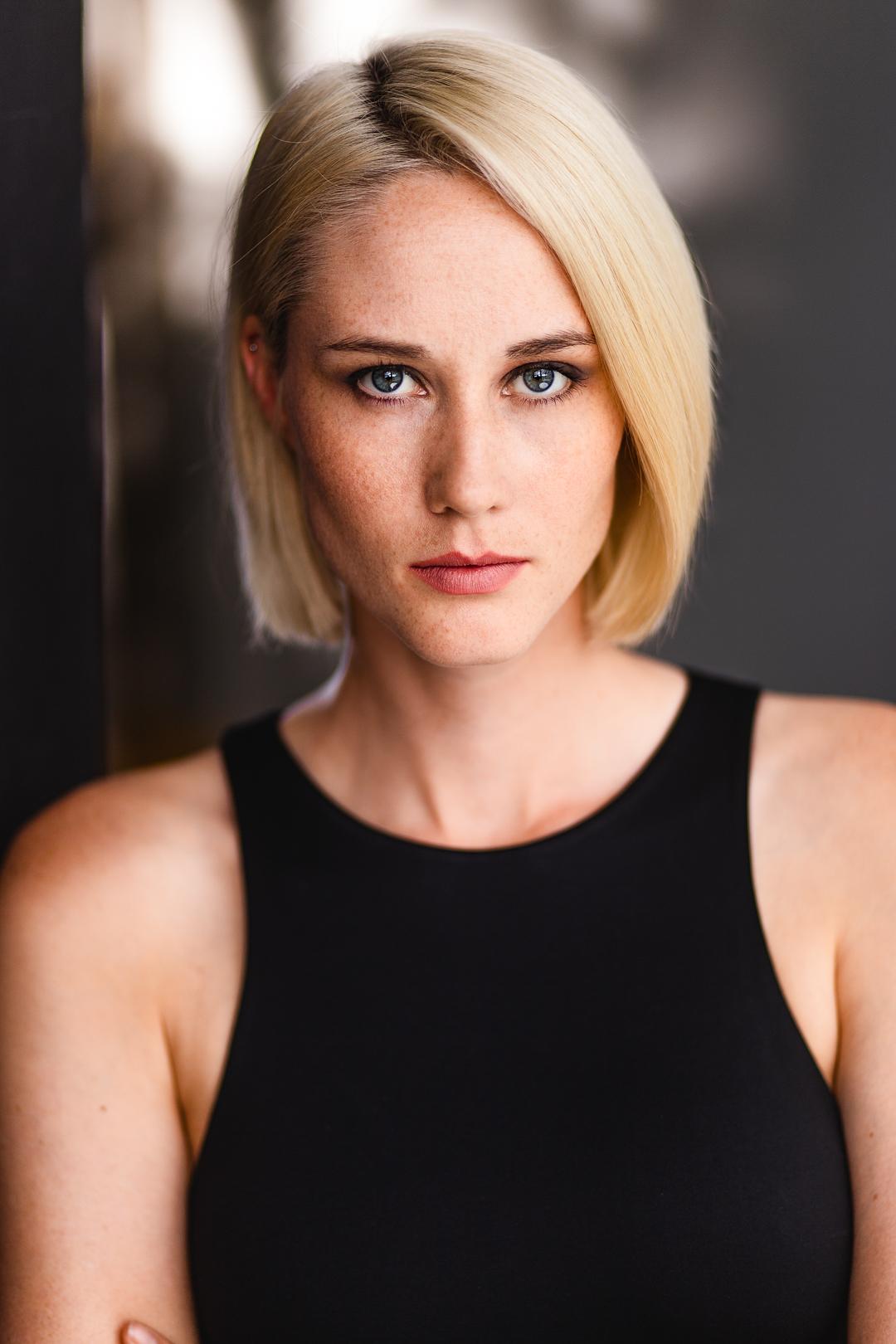 Sharon Belle image