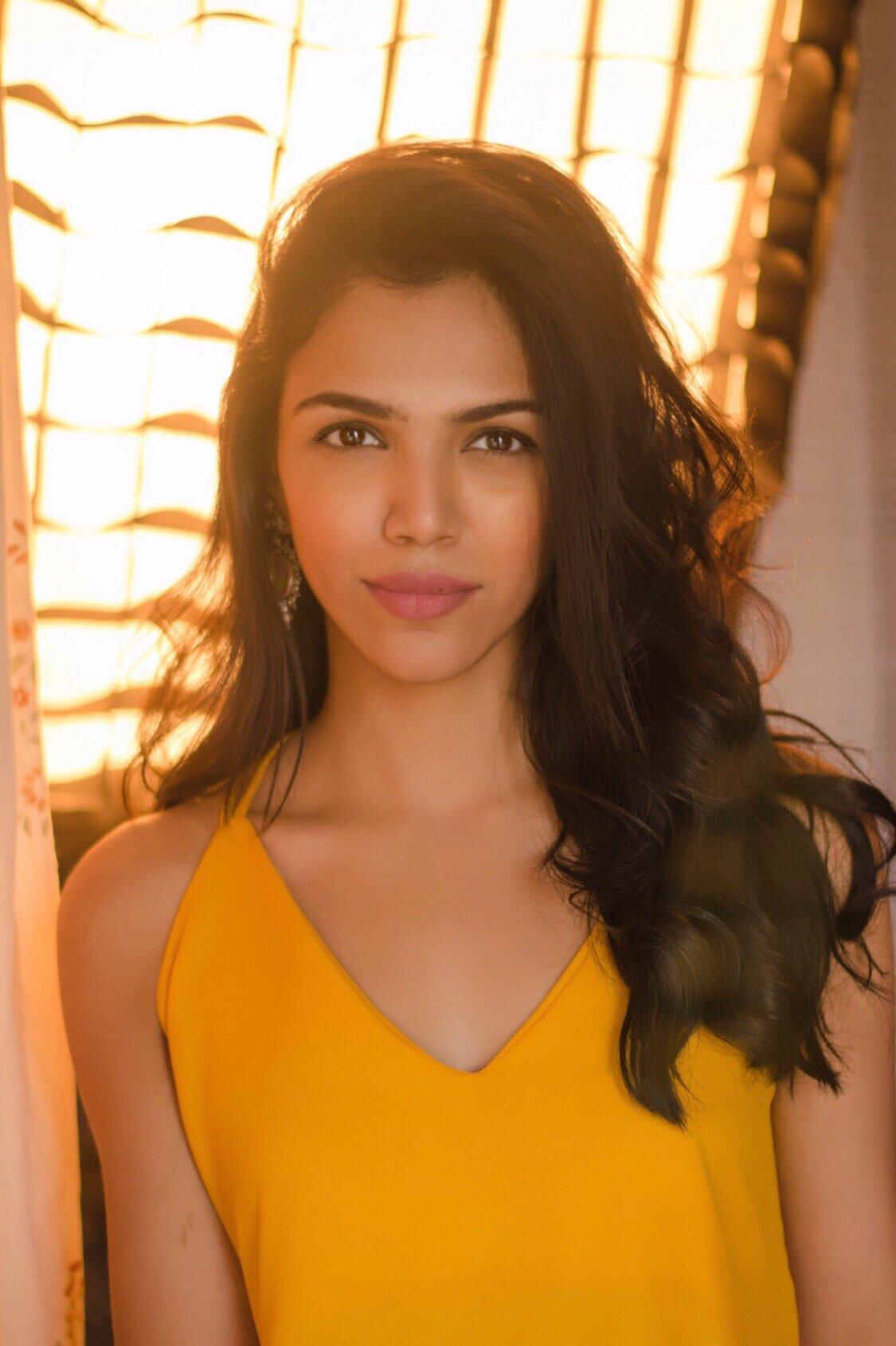 Shriya Pilgaonkar image