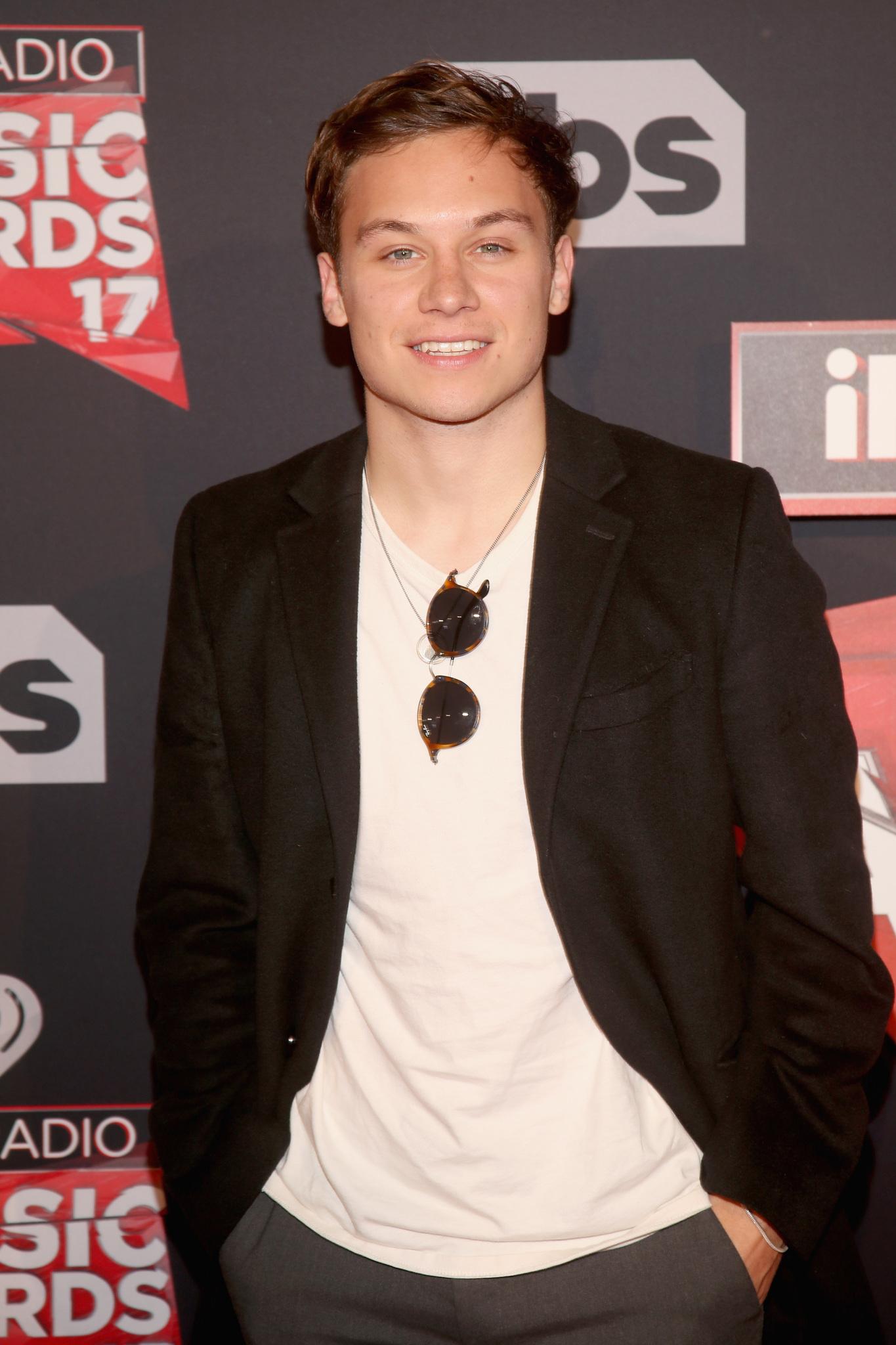 Finn Cole image
