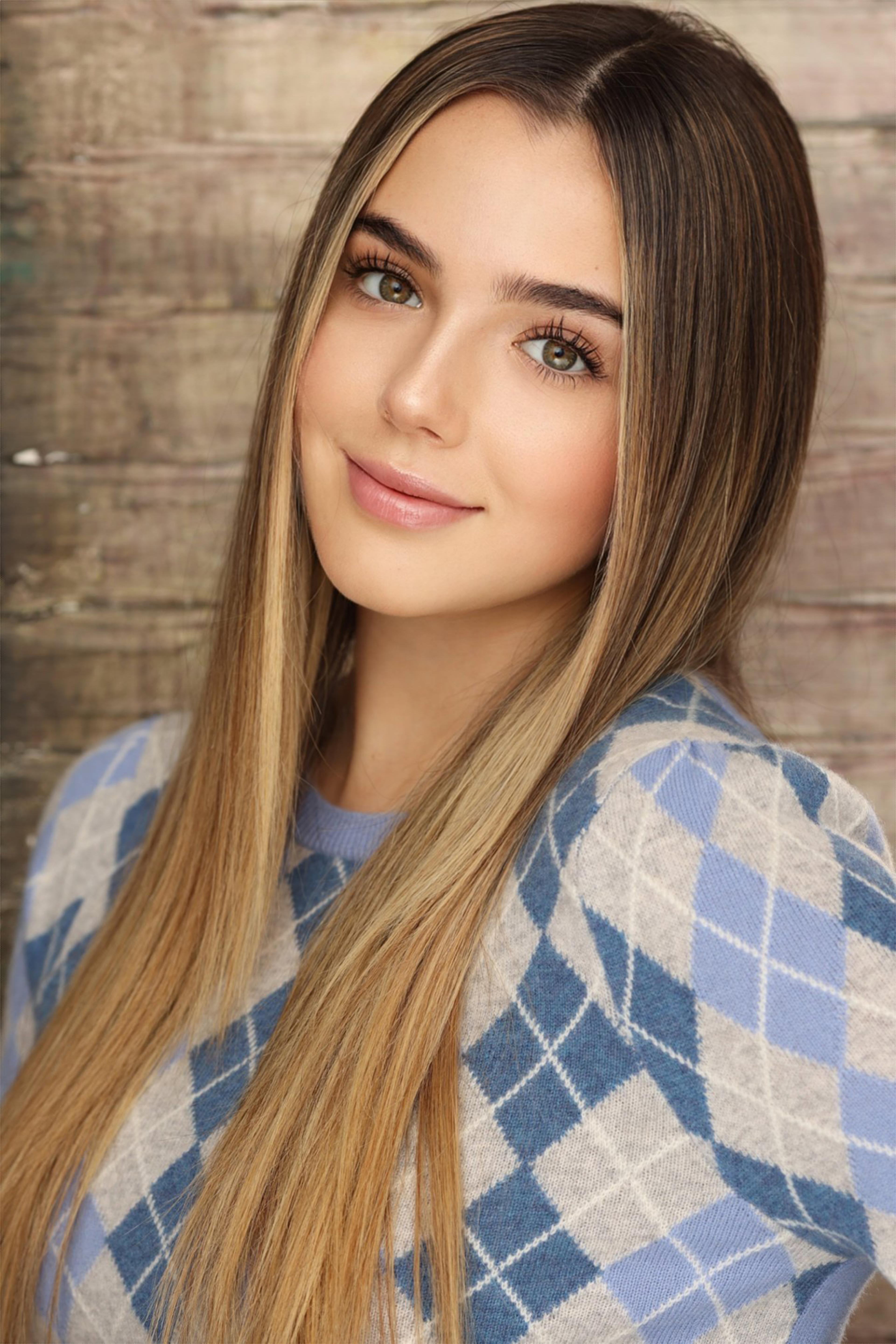 Alexa Nisenson image