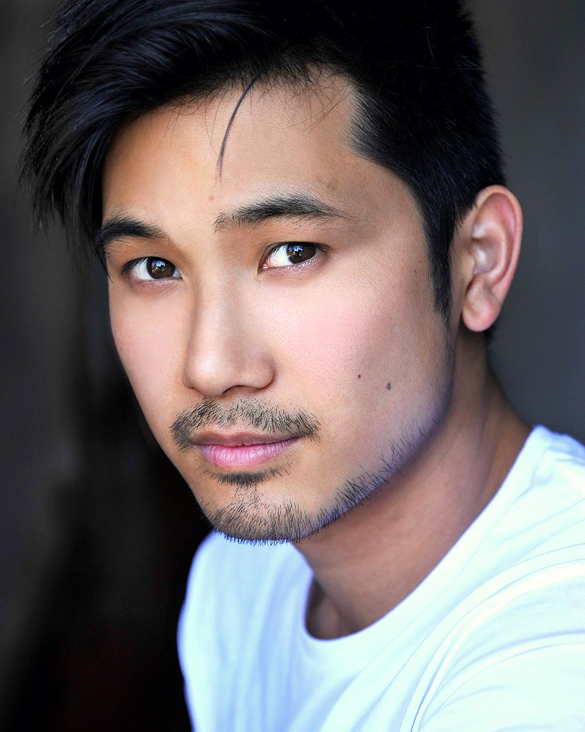 Jon Prasida image