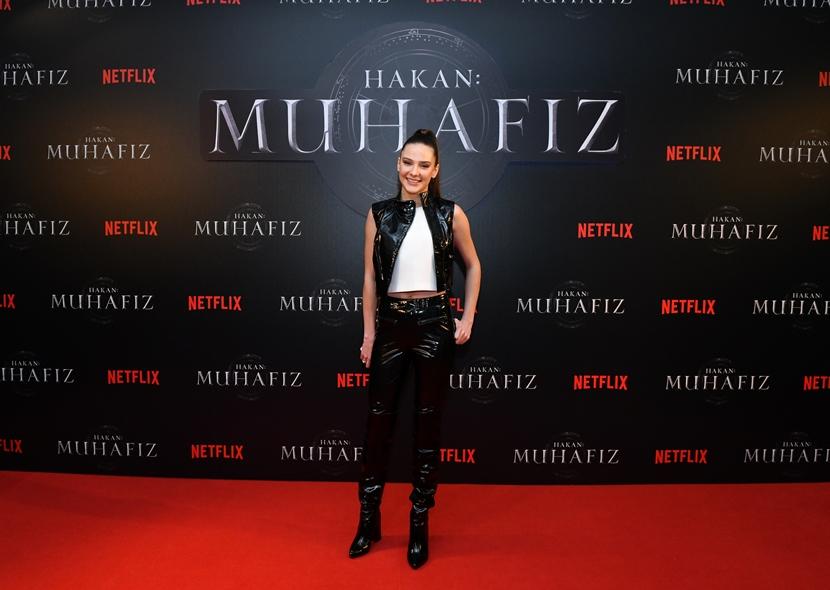 Alina Boz image