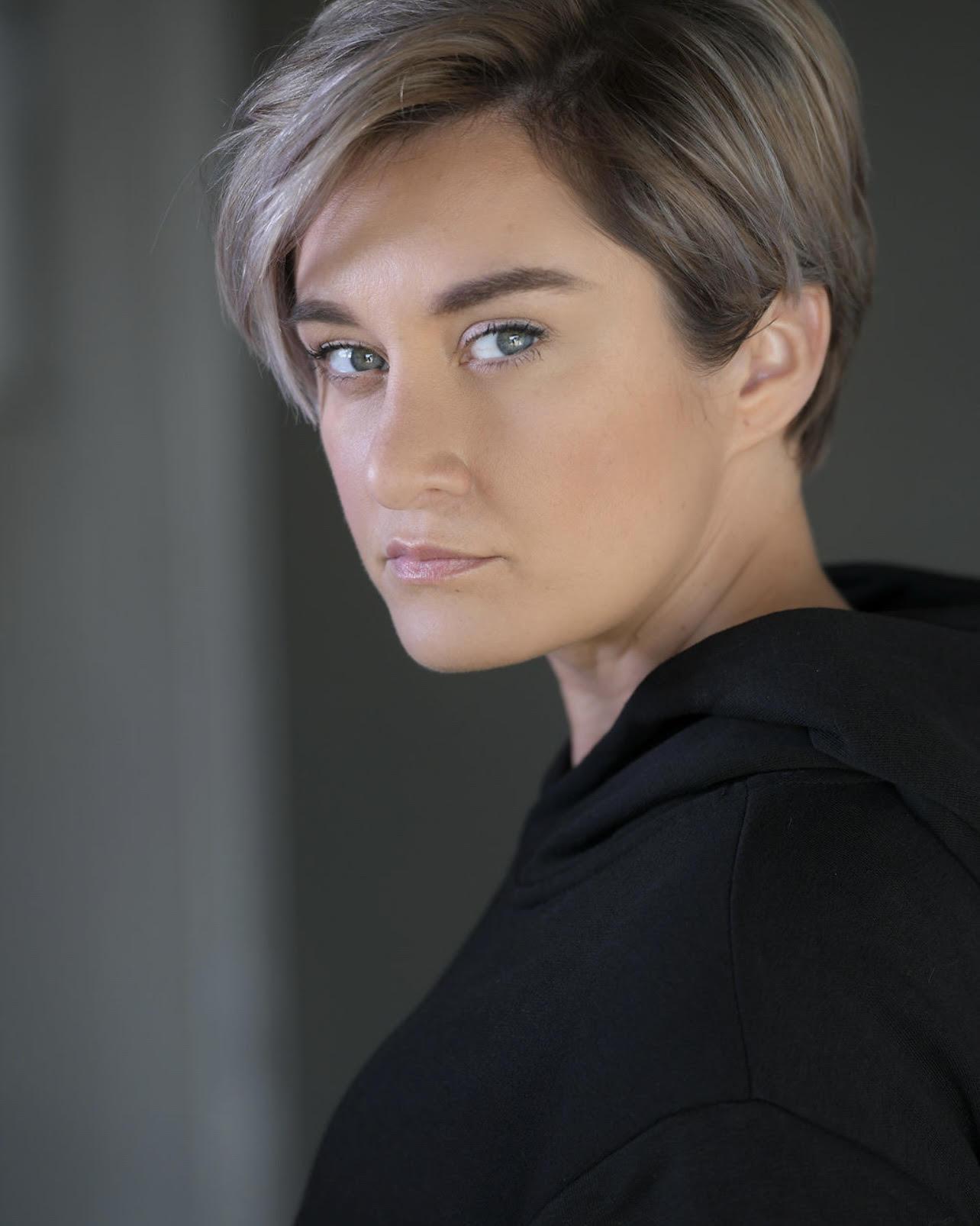 Jess Stark image