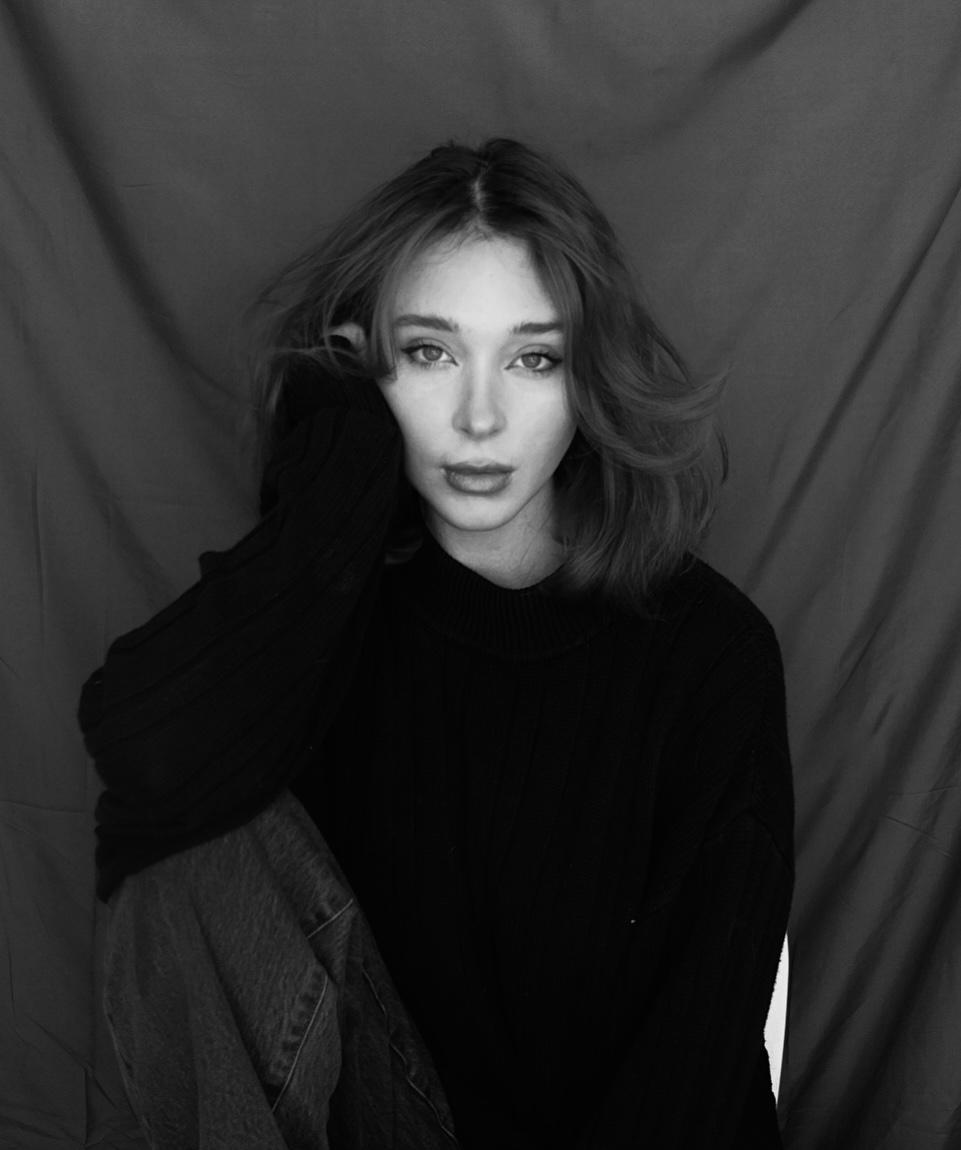 Courtney Dietz image
