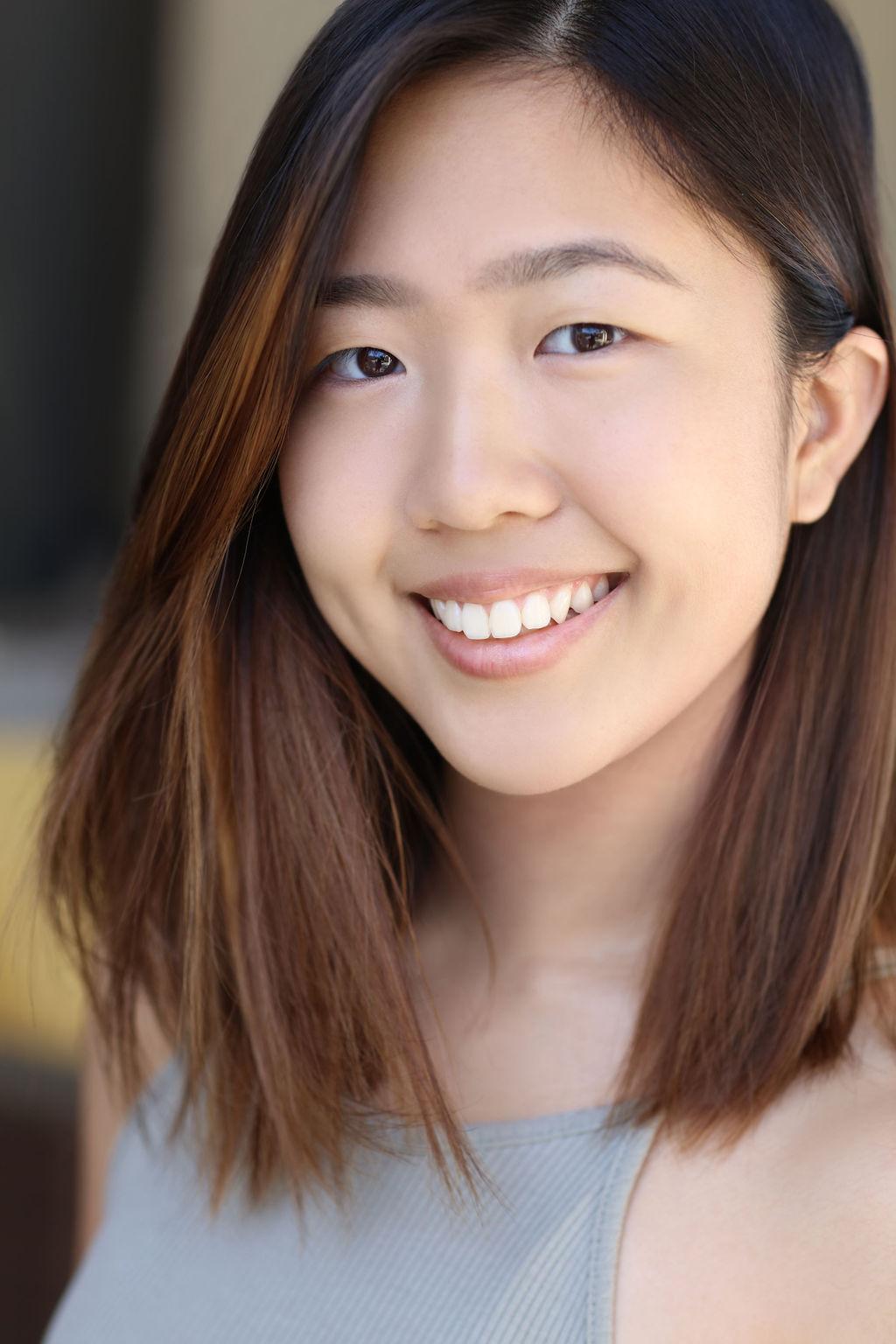 Nina Lu image
