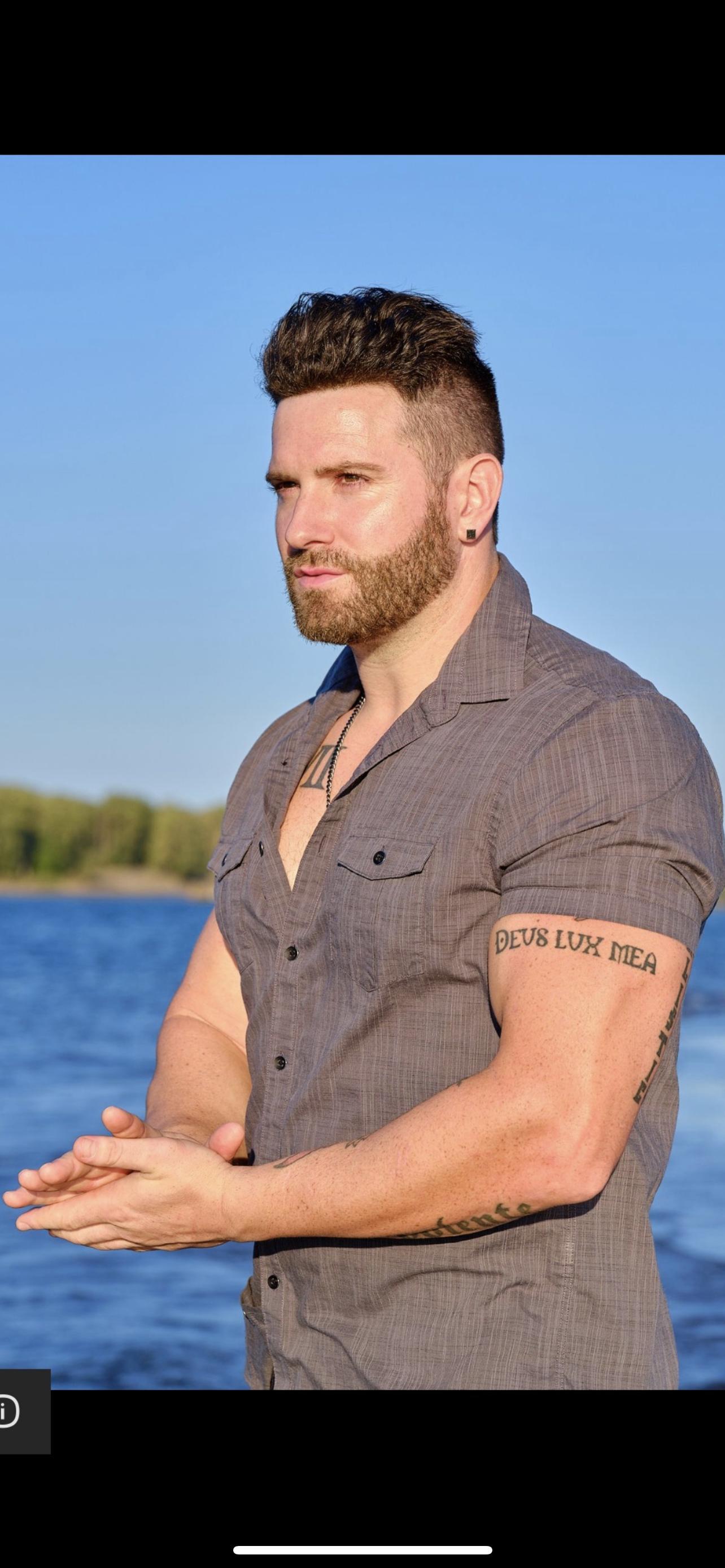 Kyle English image