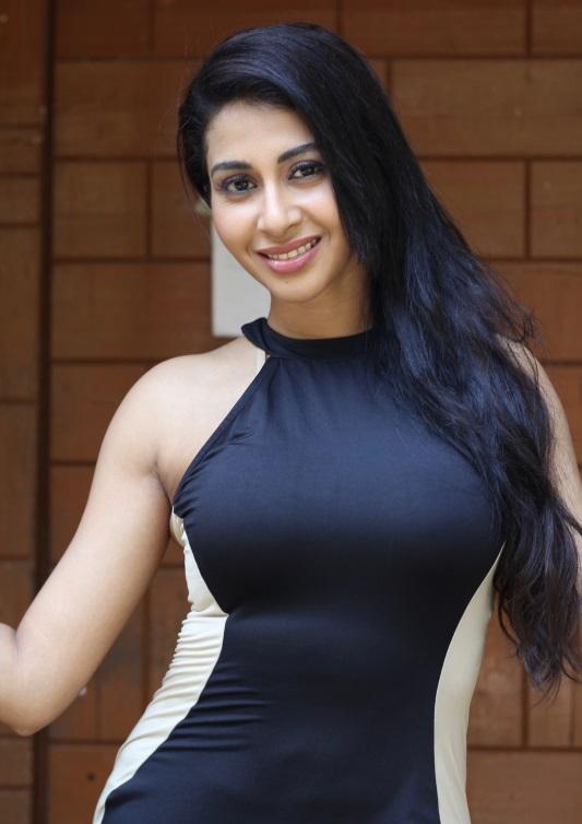 Gayathri Iyer image