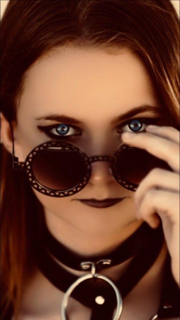 Lainee Rhodes image